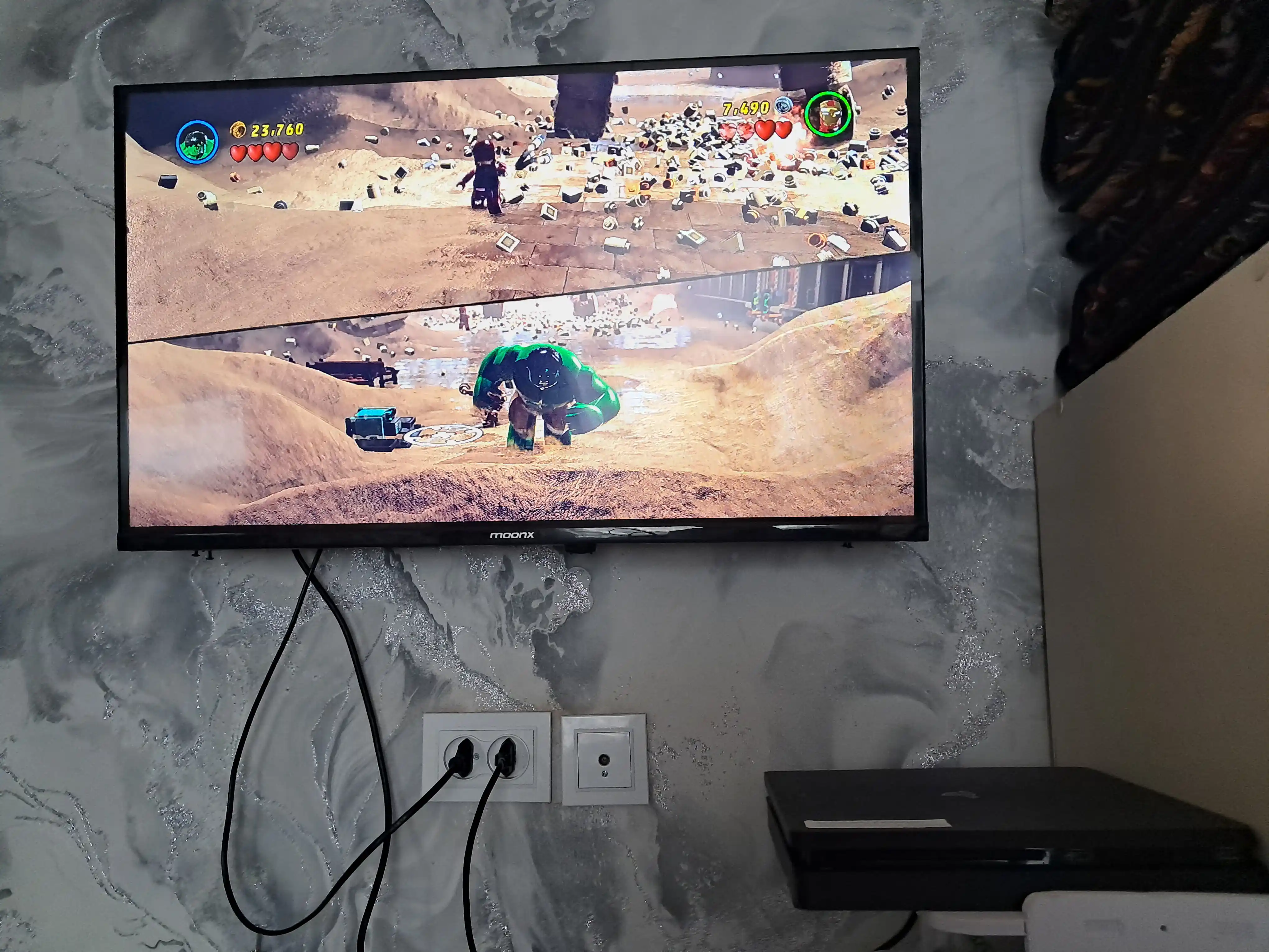 14 ta o‘yinli Playstation 4 Slim o‘yin pristavkasi, GOLDHEN