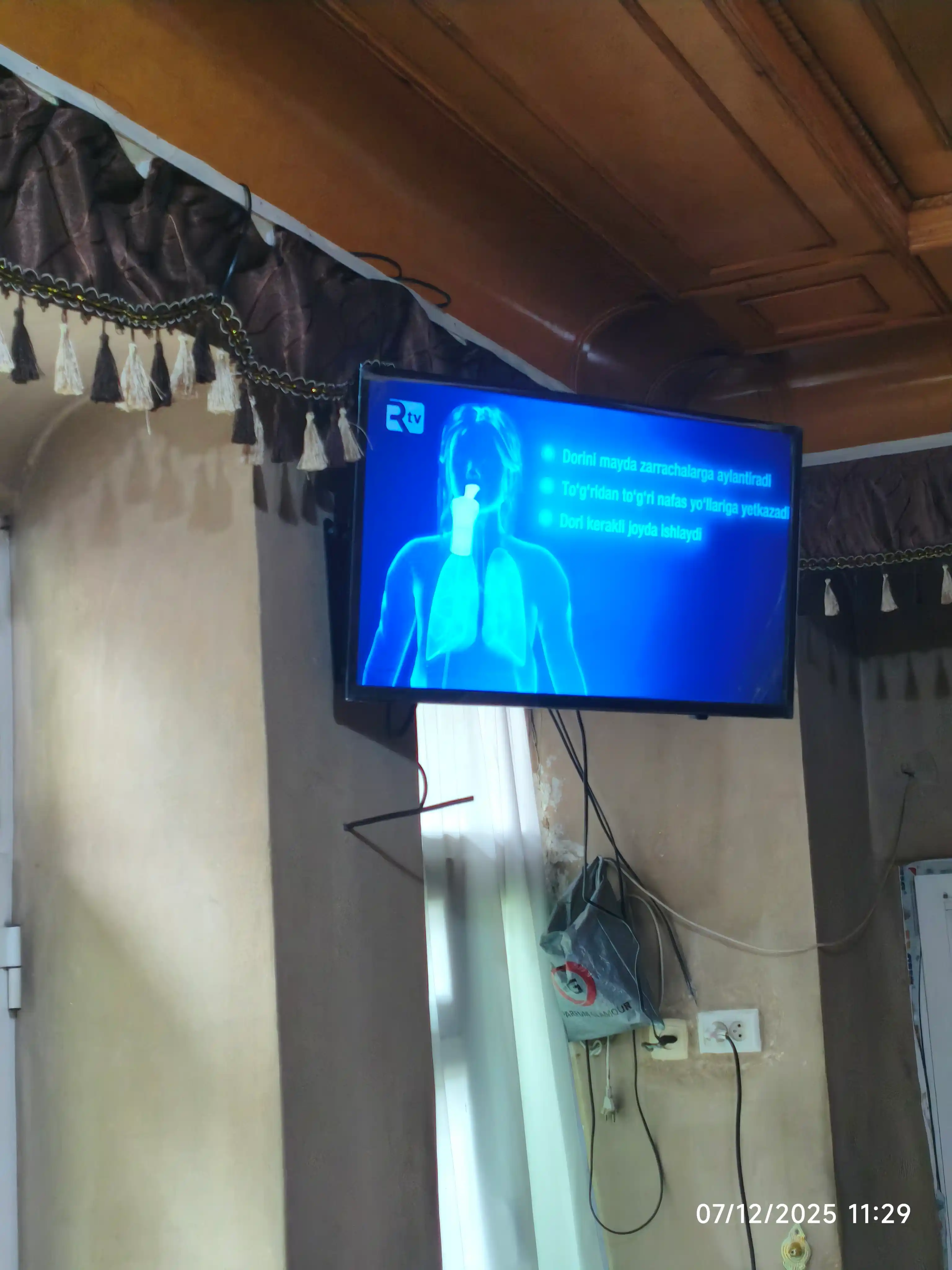 Televizor uchun kronshteyn INNOTECH MIDDLE 17''-42''