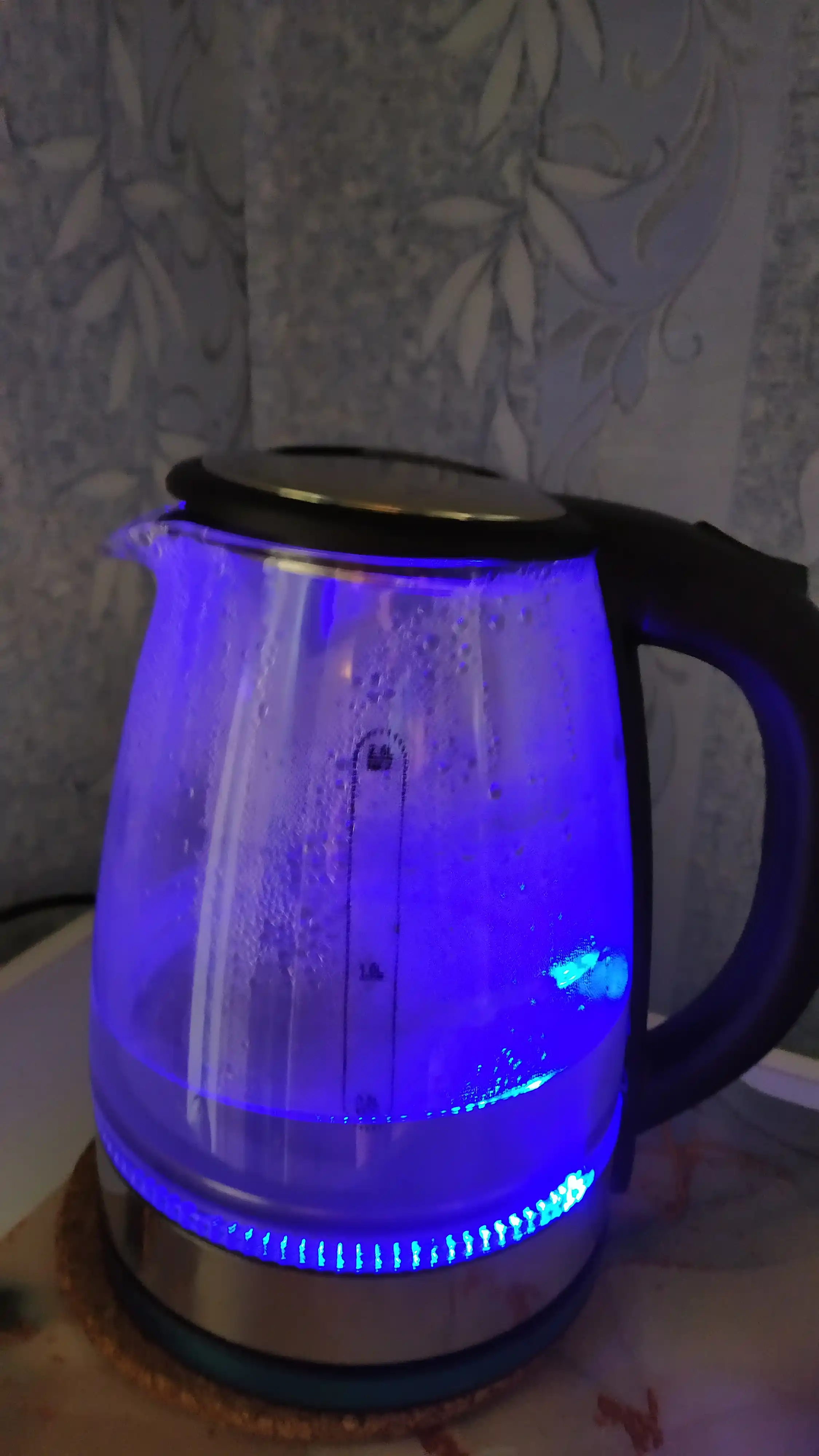 Электрический чайник BOSCH 2 L — LED подсветка, мощность 2000 Вт, немецкое качество