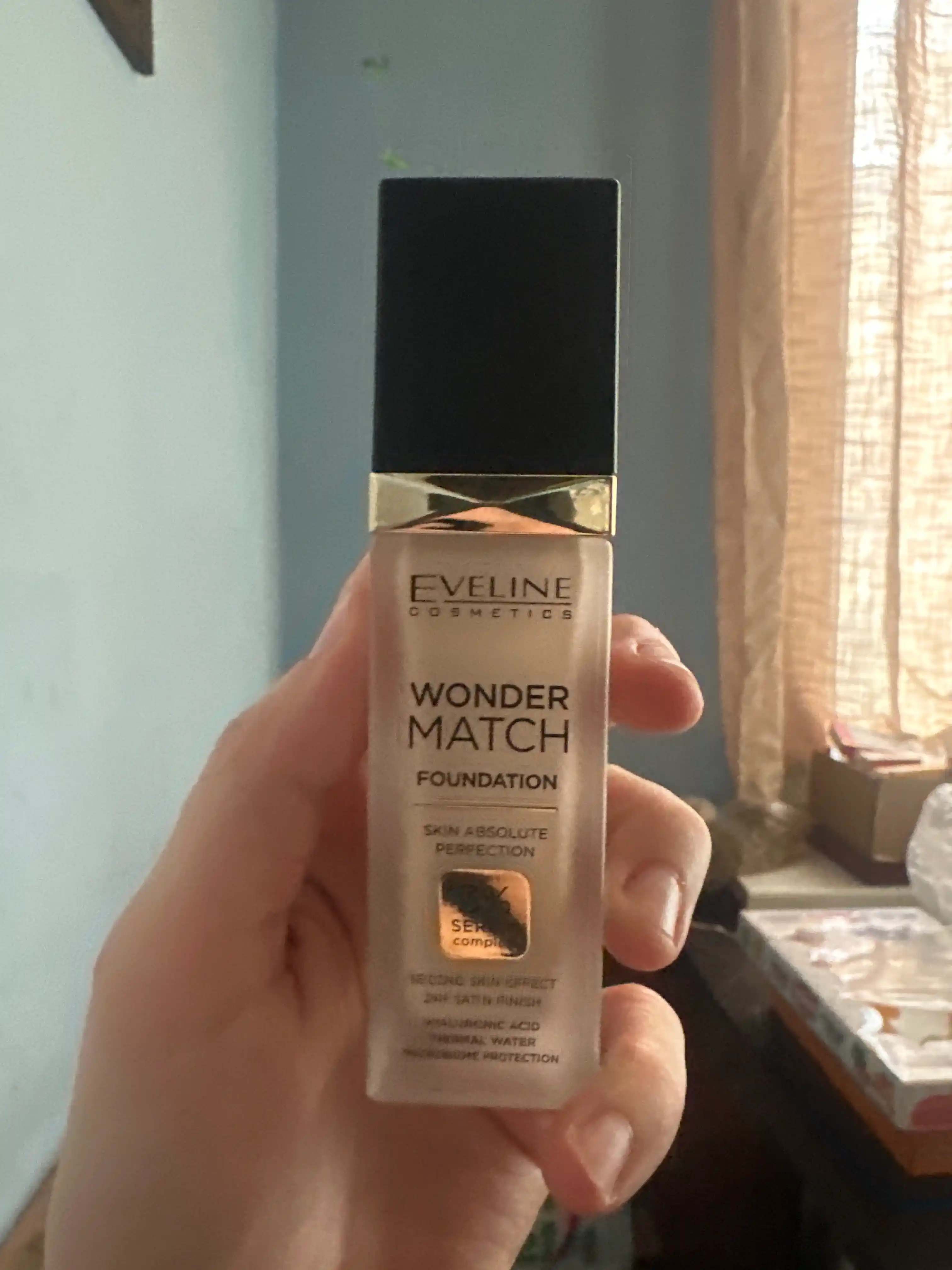 Tonal asos Eveline Wonder Match, ton 05 Light Porcelain, 30 ml