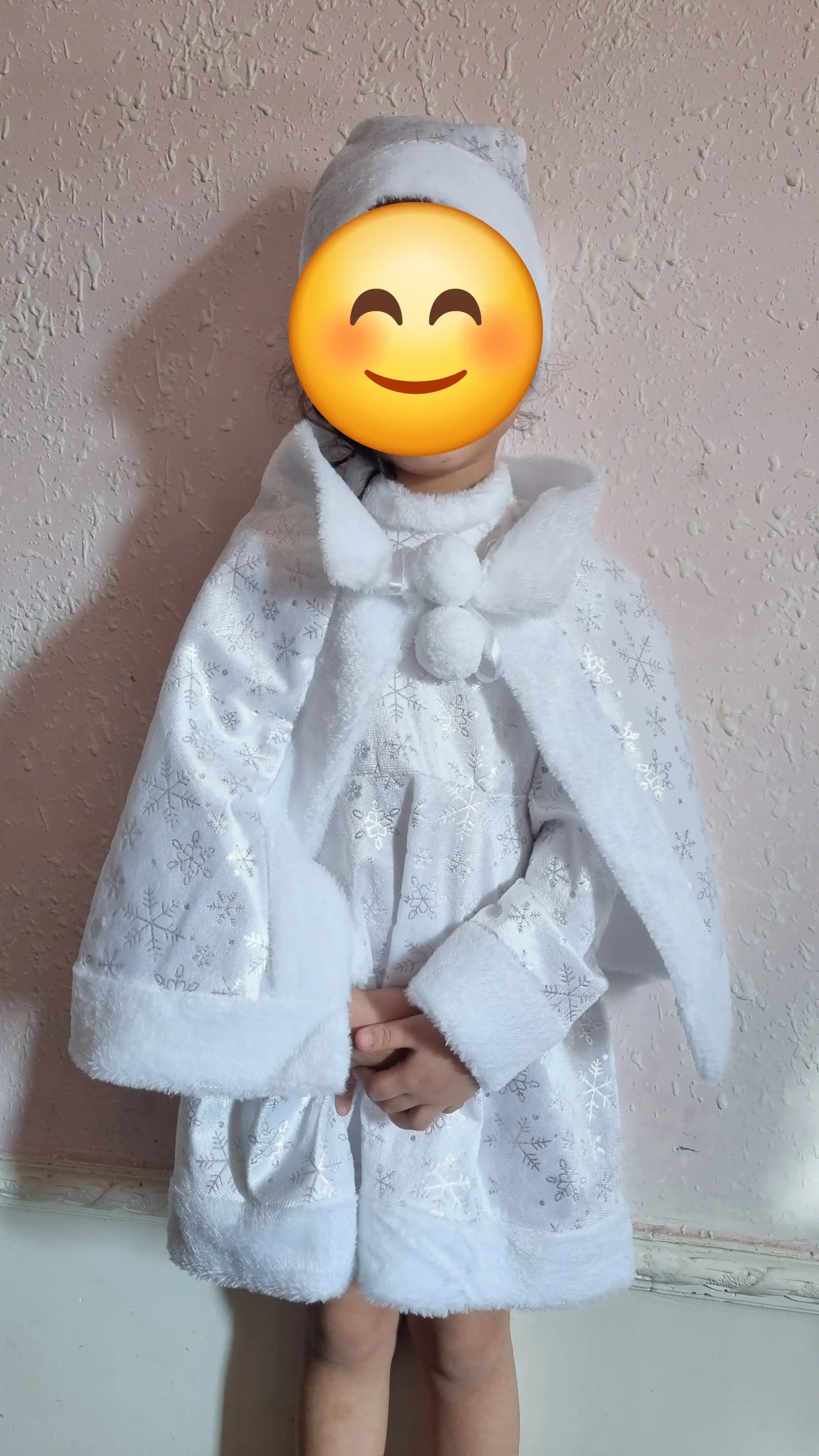 Yangi yil qorqiz kostyumi, Qizlar uchun bashang ko‘ylak, yopinchiqli karnaval ko‘ylagi