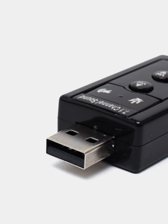 Tashqi USB ovoz kartasi 7.1, boshqarish tugmachalari bilan