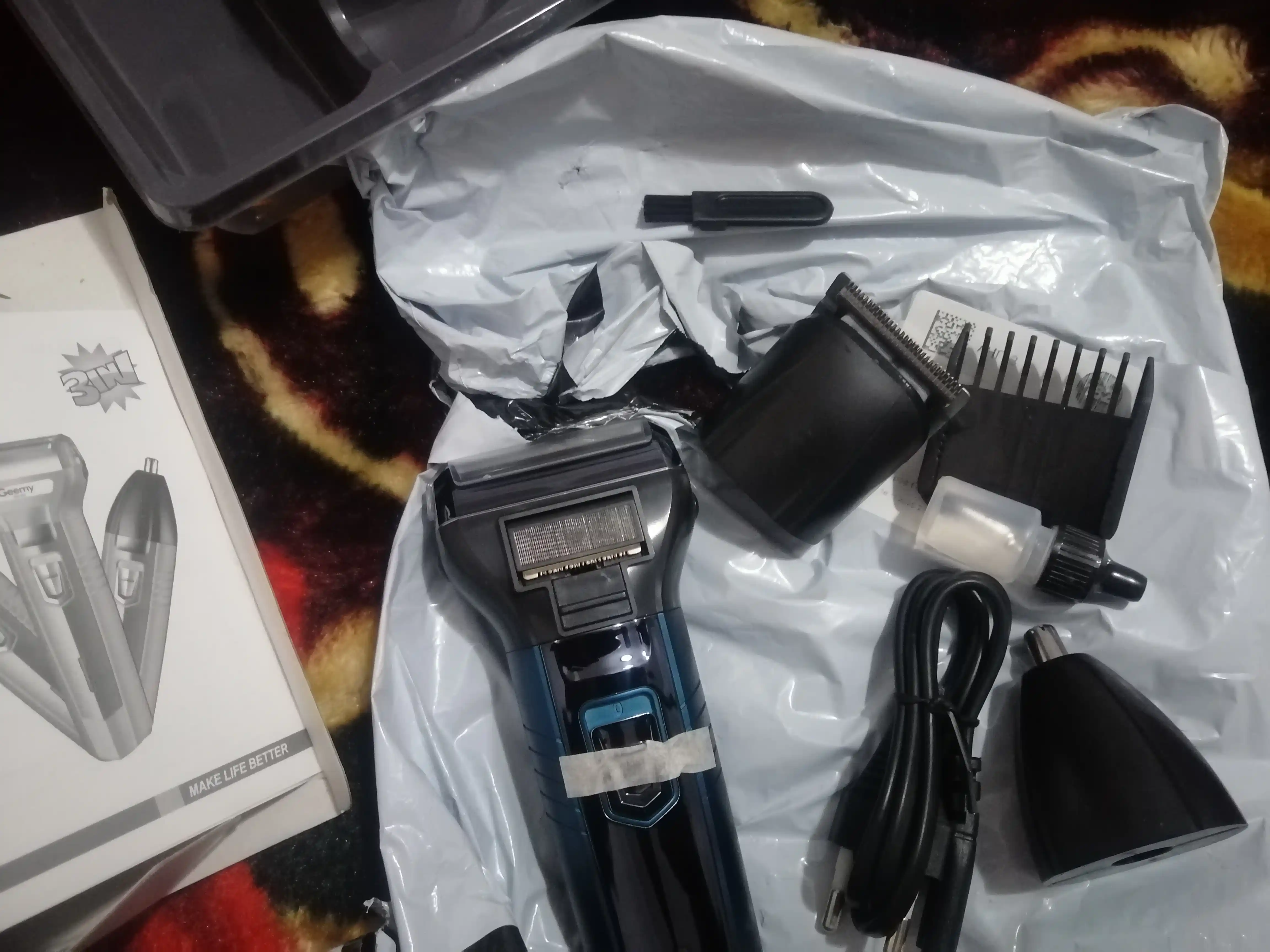 Trimmer, soch va soqol olish mashinkasi, soch olish mashinkasi, Geemy 3/1 GM-566 mashinka