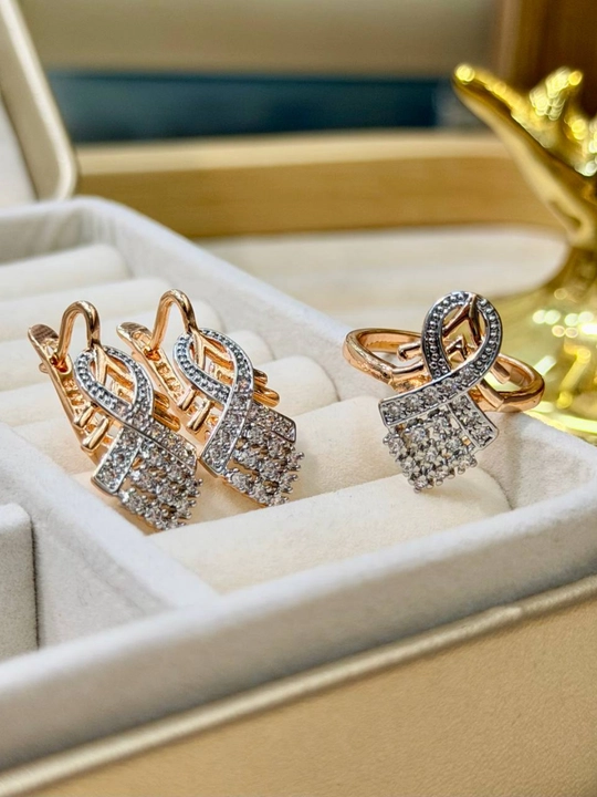 Набор украшений Xuping Stainless Steel, серьги, кольцо, в подарочной коробке