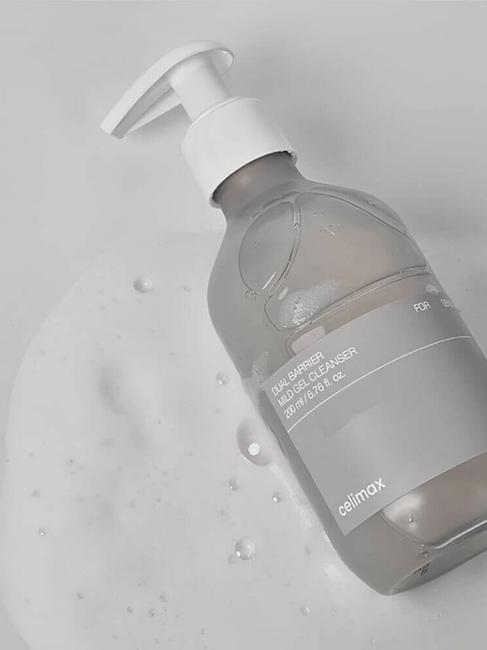 Гель-пенка для умывания с комплексом церамидов Celimax Dual Barrier Mild Gel Cleanser