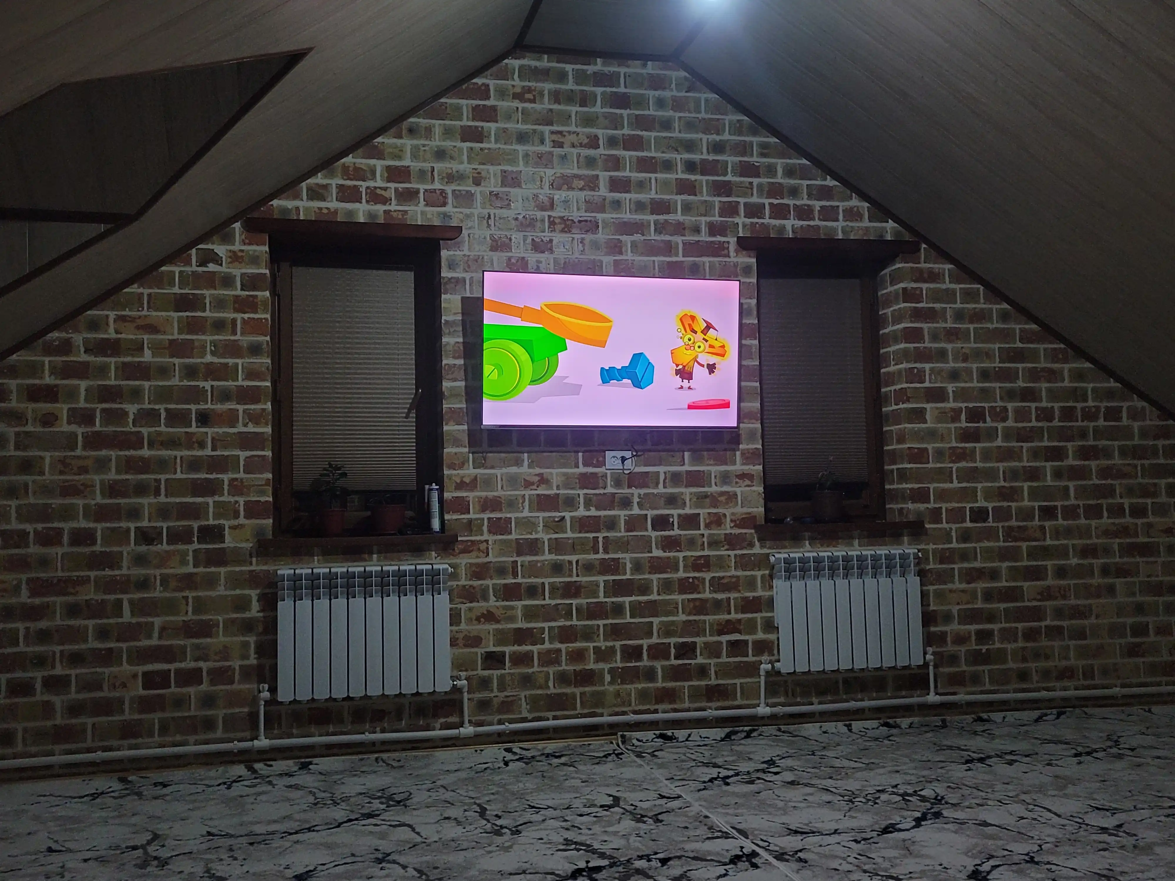 Смарт телевизор Avalon 43", 55",50, 65" QLED MQA800 4K Ultra HD