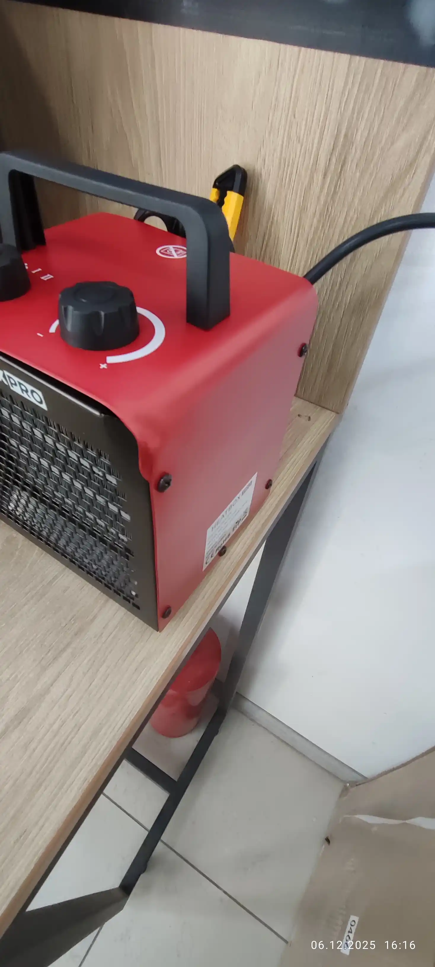 Тепловая пушка HEATBOX PRO 2000 Вт — керамический обогреватель до 25 м², 2 режима
