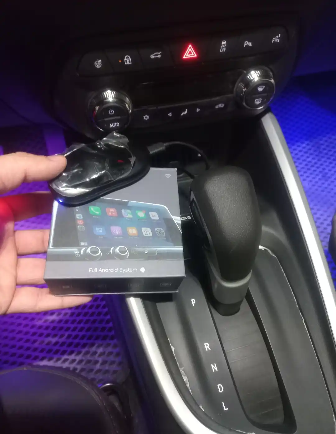 3 tasi 1 da CarPlay Ai Box adapteri Android 13 va Android Auto qo‘llab quvvatlaydi