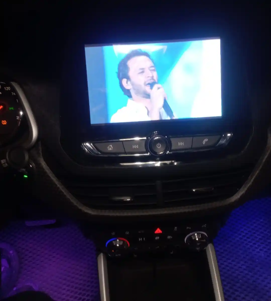 3 tasi 1 da CarPlay Ai Box adapteri Android 13 va Android Auto qo‘llab quvvatlaydi