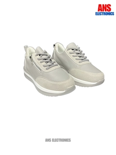 Светло-бежевый