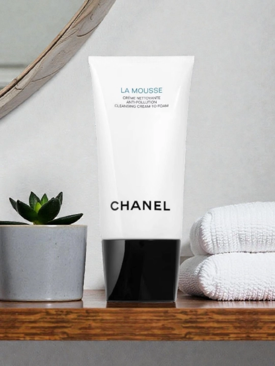 CHANEL La Mousse  Нежное очищающее средство для снятия макияжа Chanel, 30 мл - 