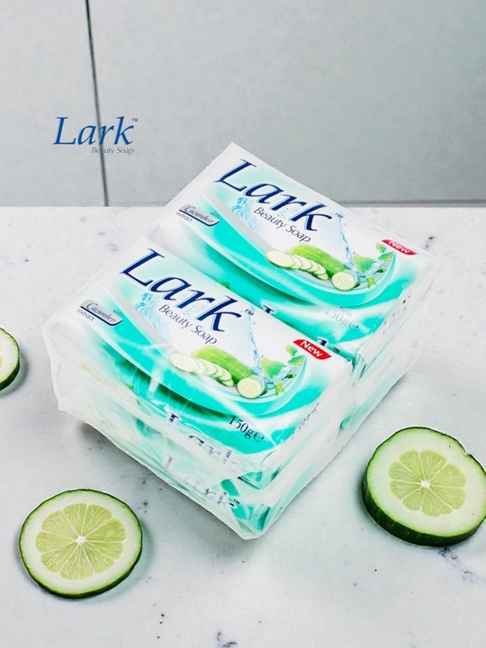 Lark - xushbo'y hidli va antibakterial sovun, 4x150g dona