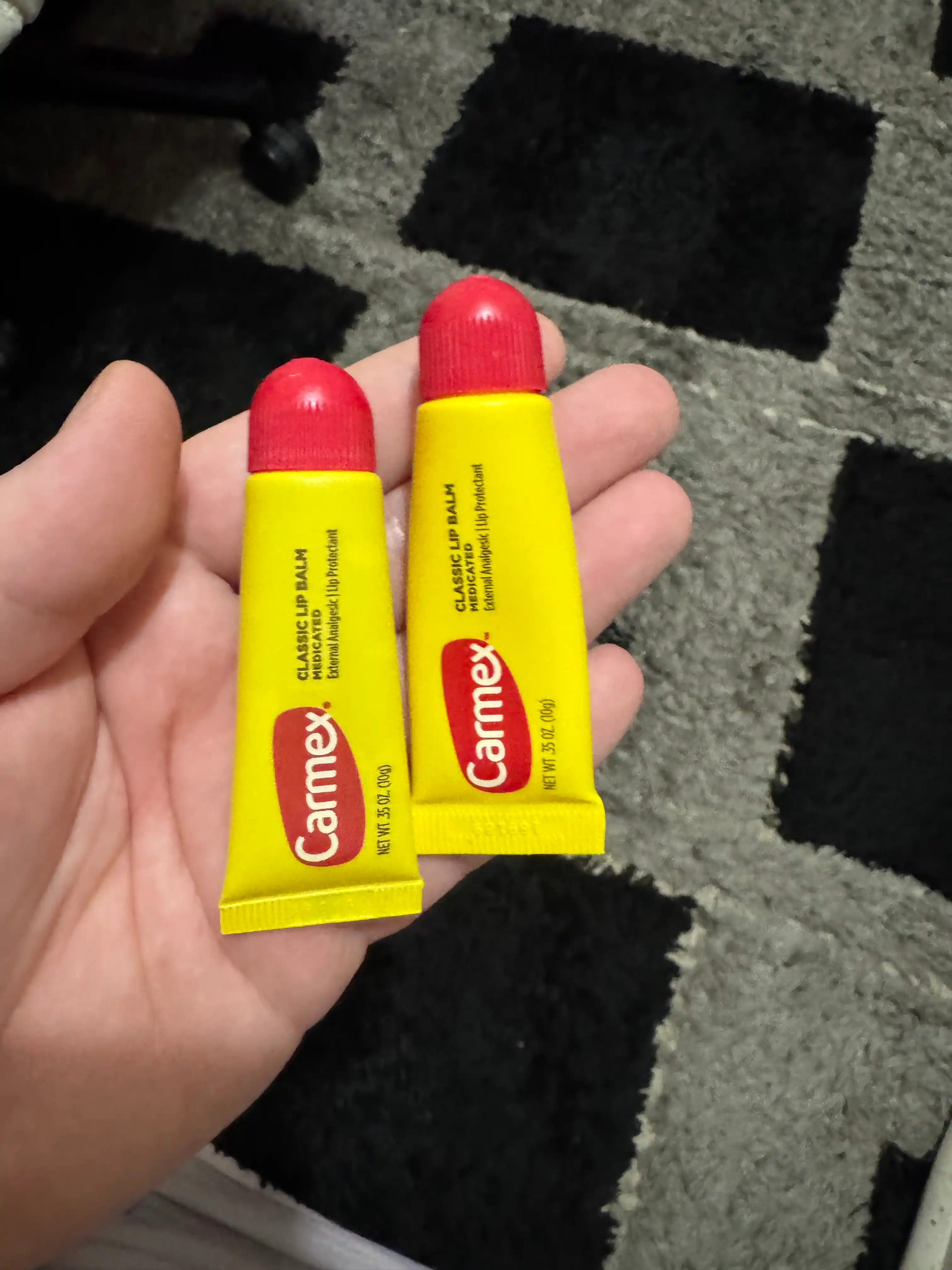 Классический бальзам для губ Carmex, увлажняющий, 10 г