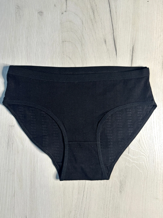 Ayollar uchun slip ichki kiyimi, M va L o‘lcham - 