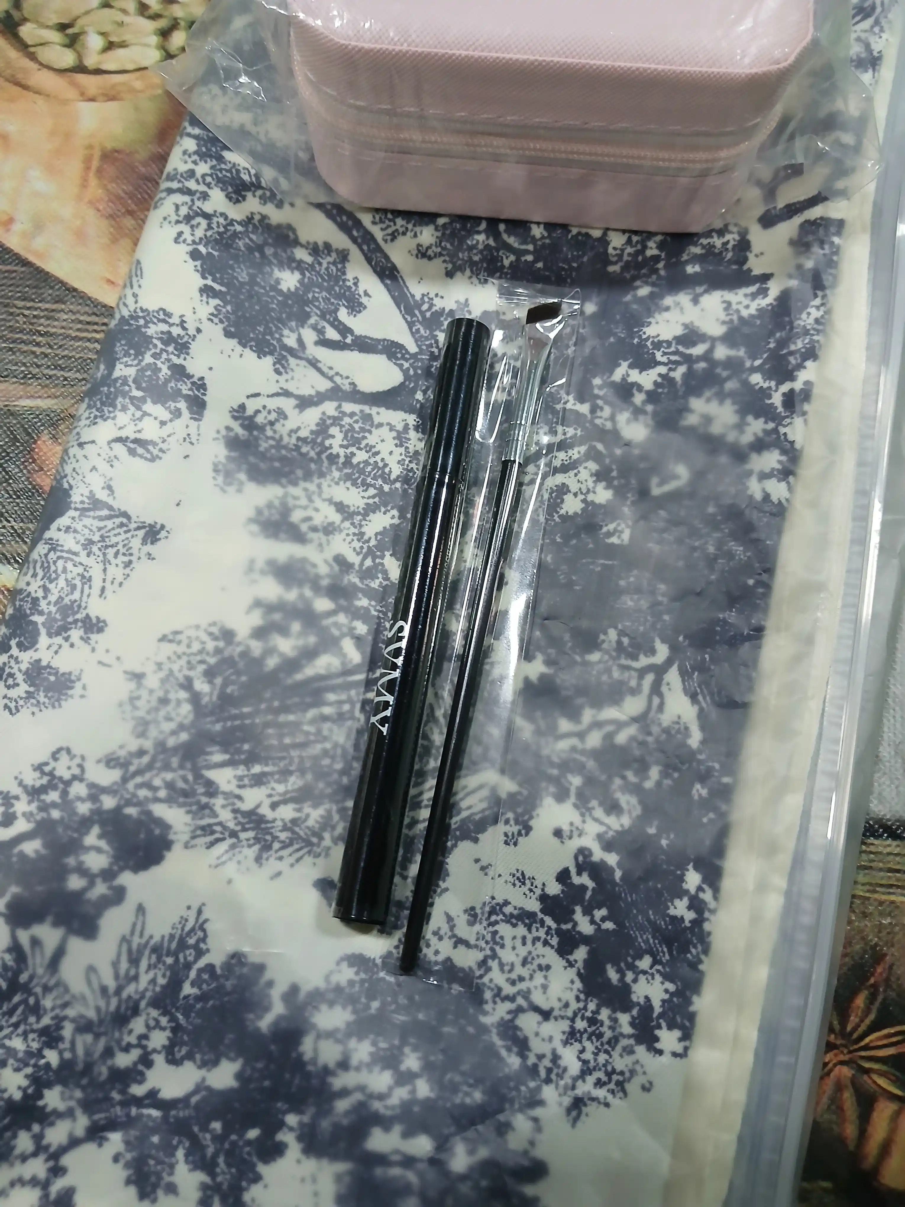 Ayollar uchun ipak ro'mol, 90 x 90 sm