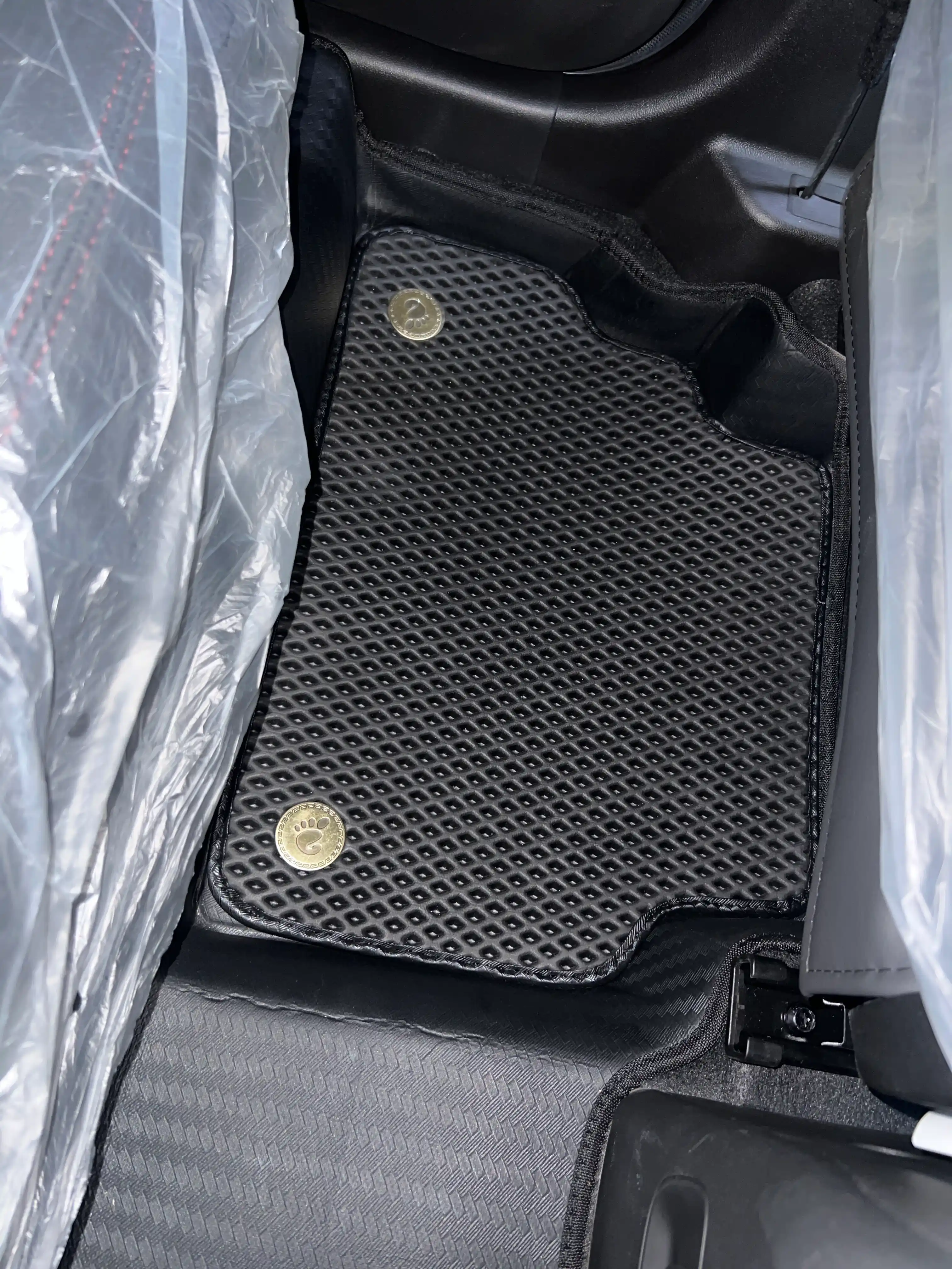 EVA+7Davtomobil kovrik polik Cobalt,Lacetti,Damas,Nexia,Damas,Sonet,BYD,Haval,KIA gilamcha