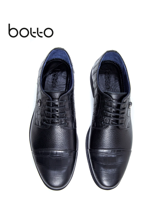 Botto brendining tabiiy charm tuflilar