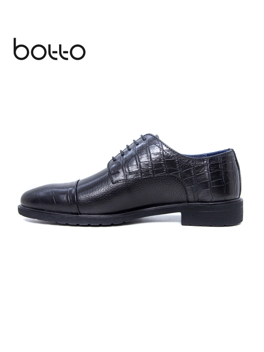 Botto brendining tabiiy charm tuflilar