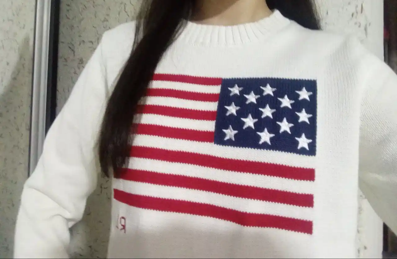Женский свитер с американским флагом от Polo Ralph Lauren