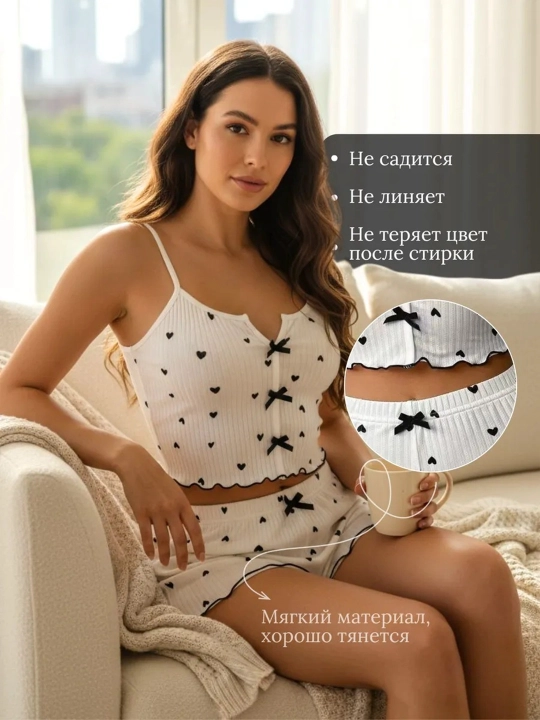 Пижама женская с шортами и топом, комплект двойка для сна и дома, с сердечками