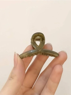 Зелёный хаки