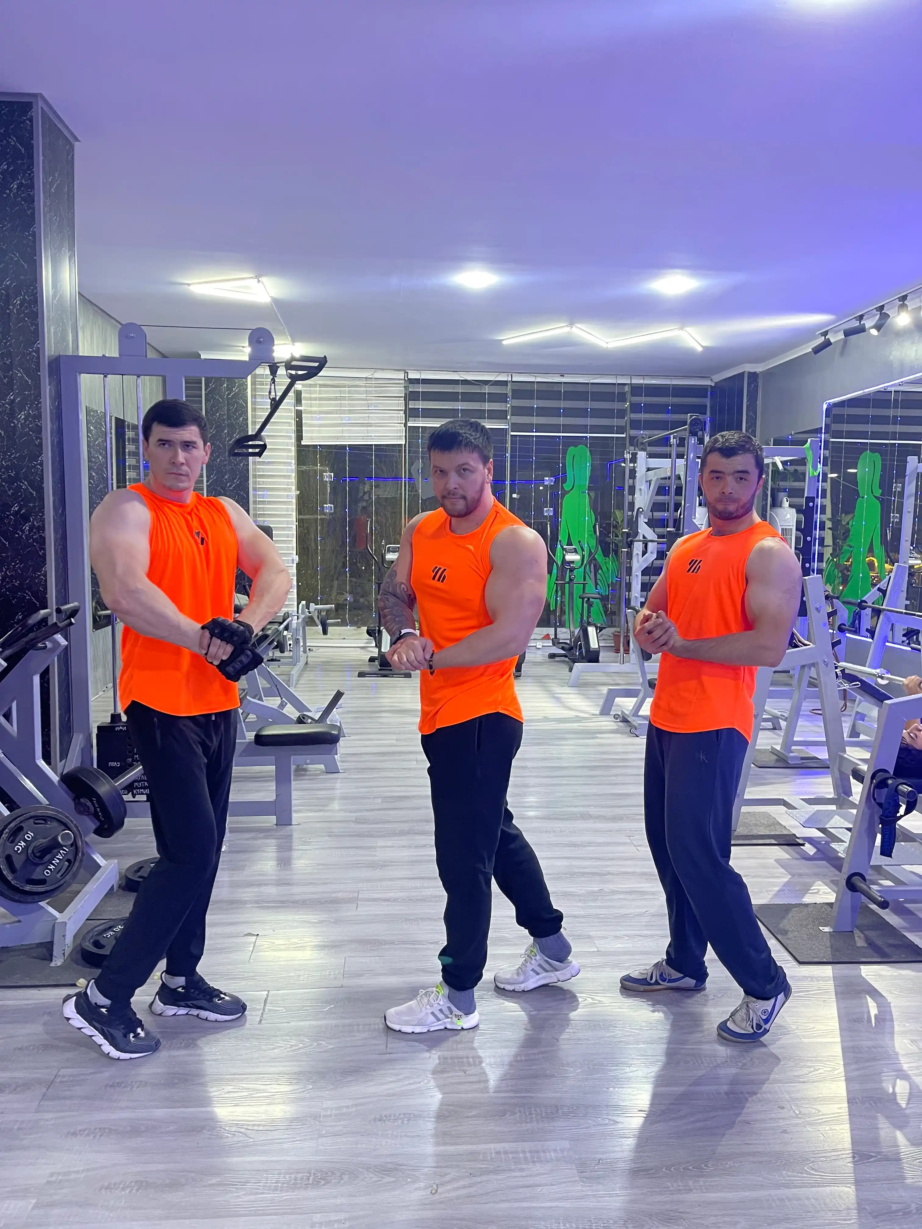 Erkaklar uchun mayka, kompression, sport, elastik, tez quriydigan, fitnes uchun