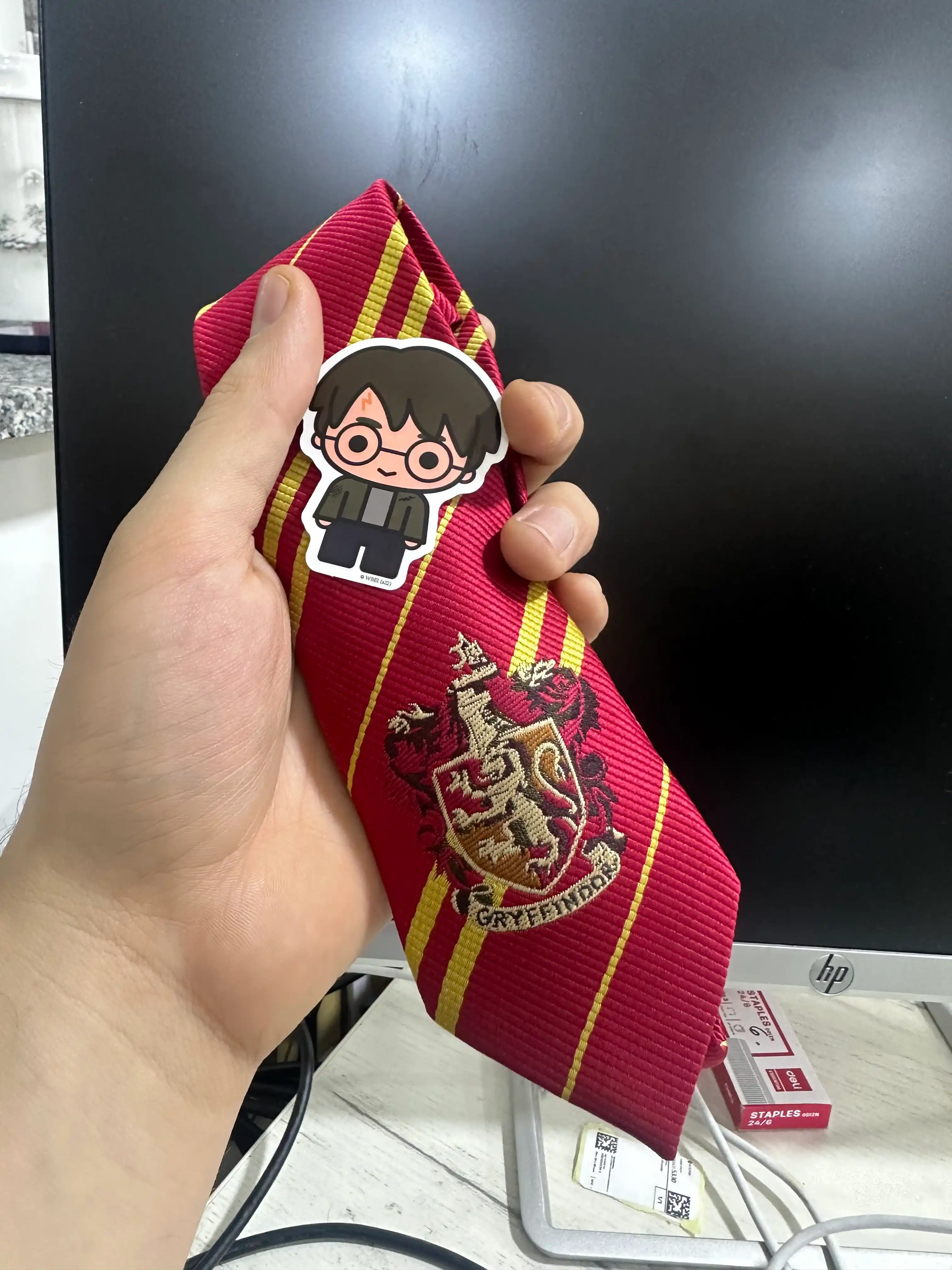 Garry Potter Hogwarts bo'yinbog'i Gryffindor, Slytherin, Ravenclaw, Hufflepuff, logo bilan