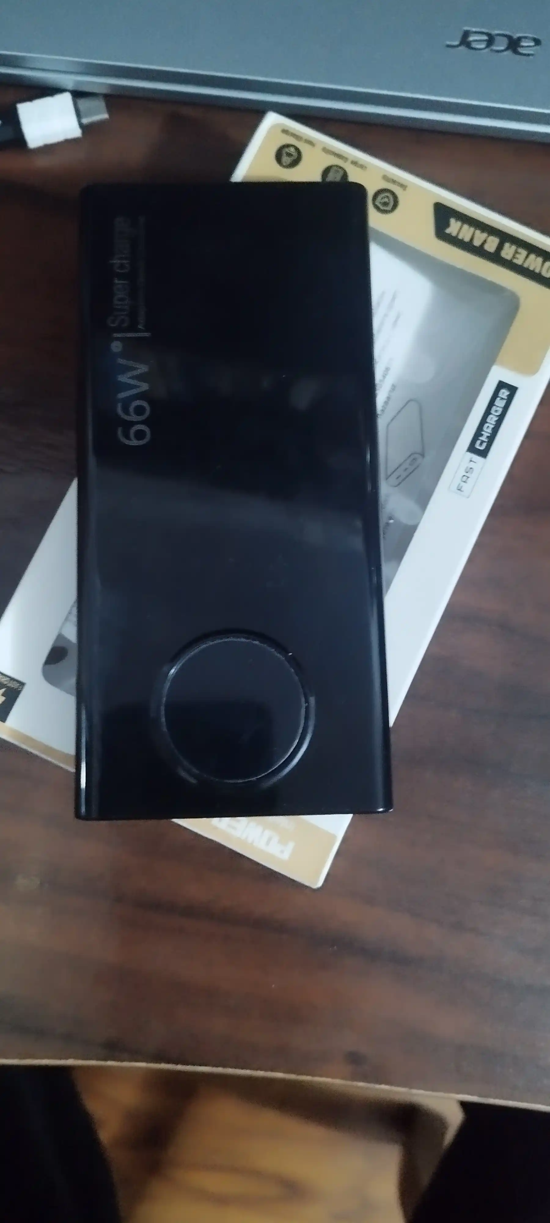 Tashqi akkumulyator, 20000 mA/h, 66w, tezkor quvvat beraoladi va juda qilay Power bank
