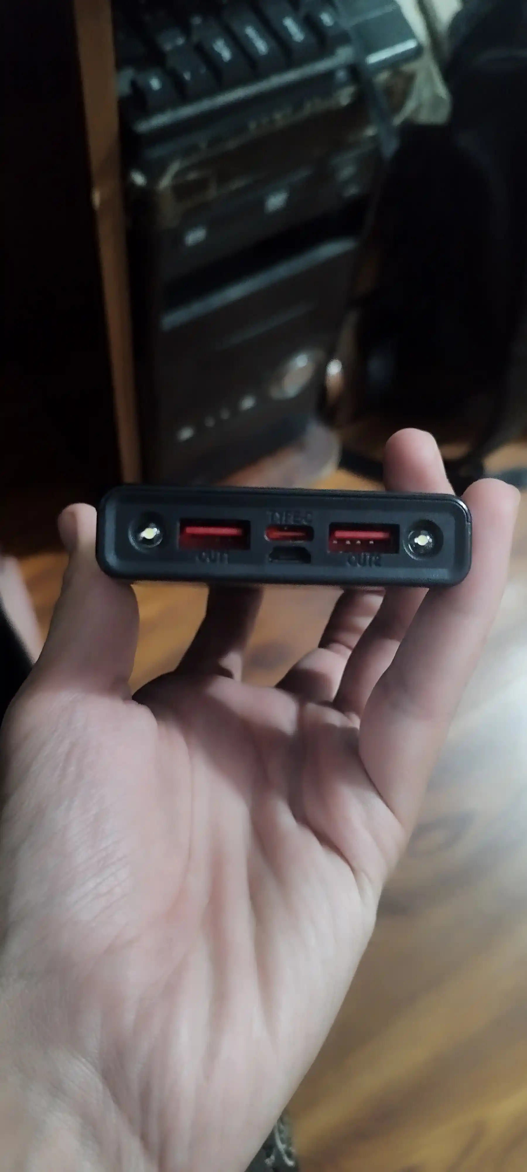 Tashqi akkumulyator, 20000 mA/h, 66w, tezkor quvvat beraoladi va juda qilay Power bank