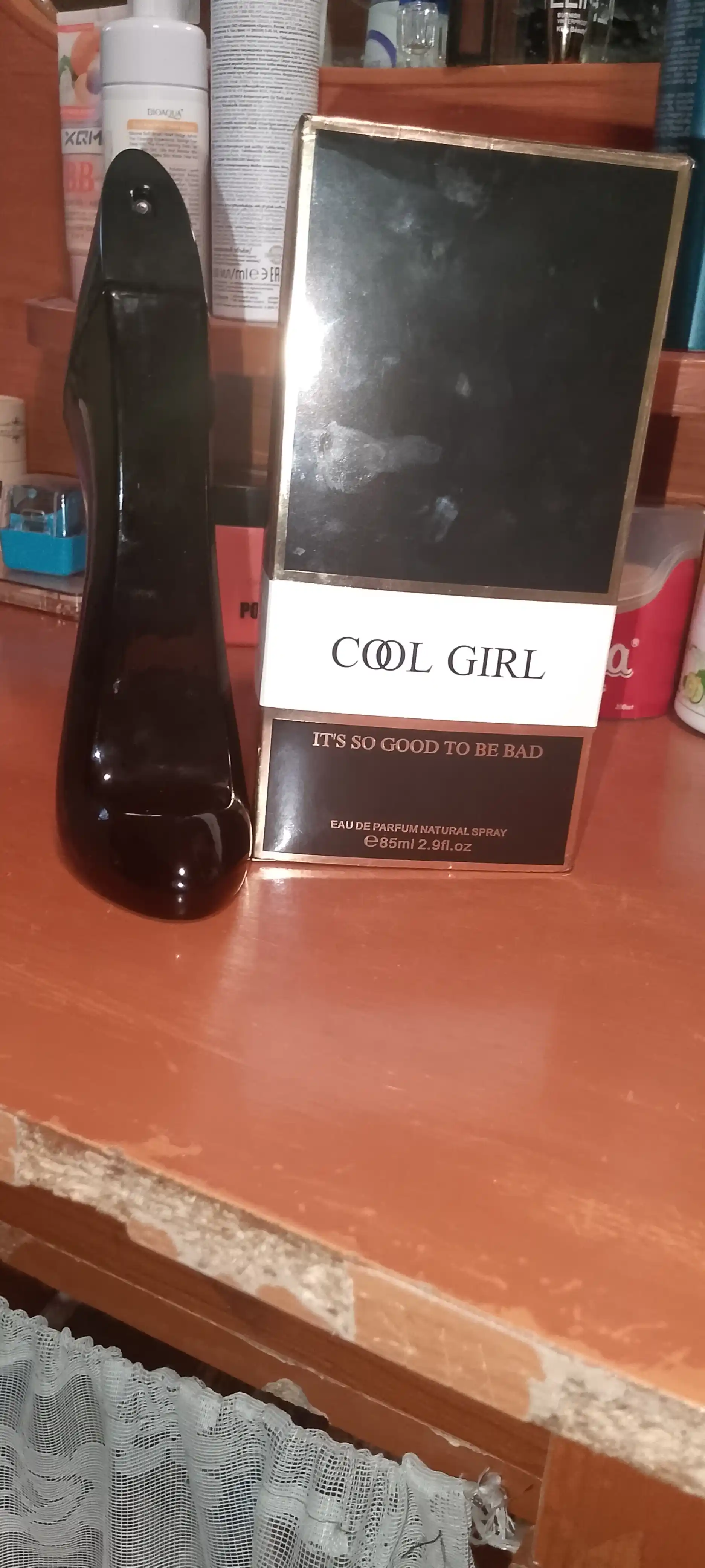 Parfyumlangan suv Carolina Herrera Good Girl, 100 ml
