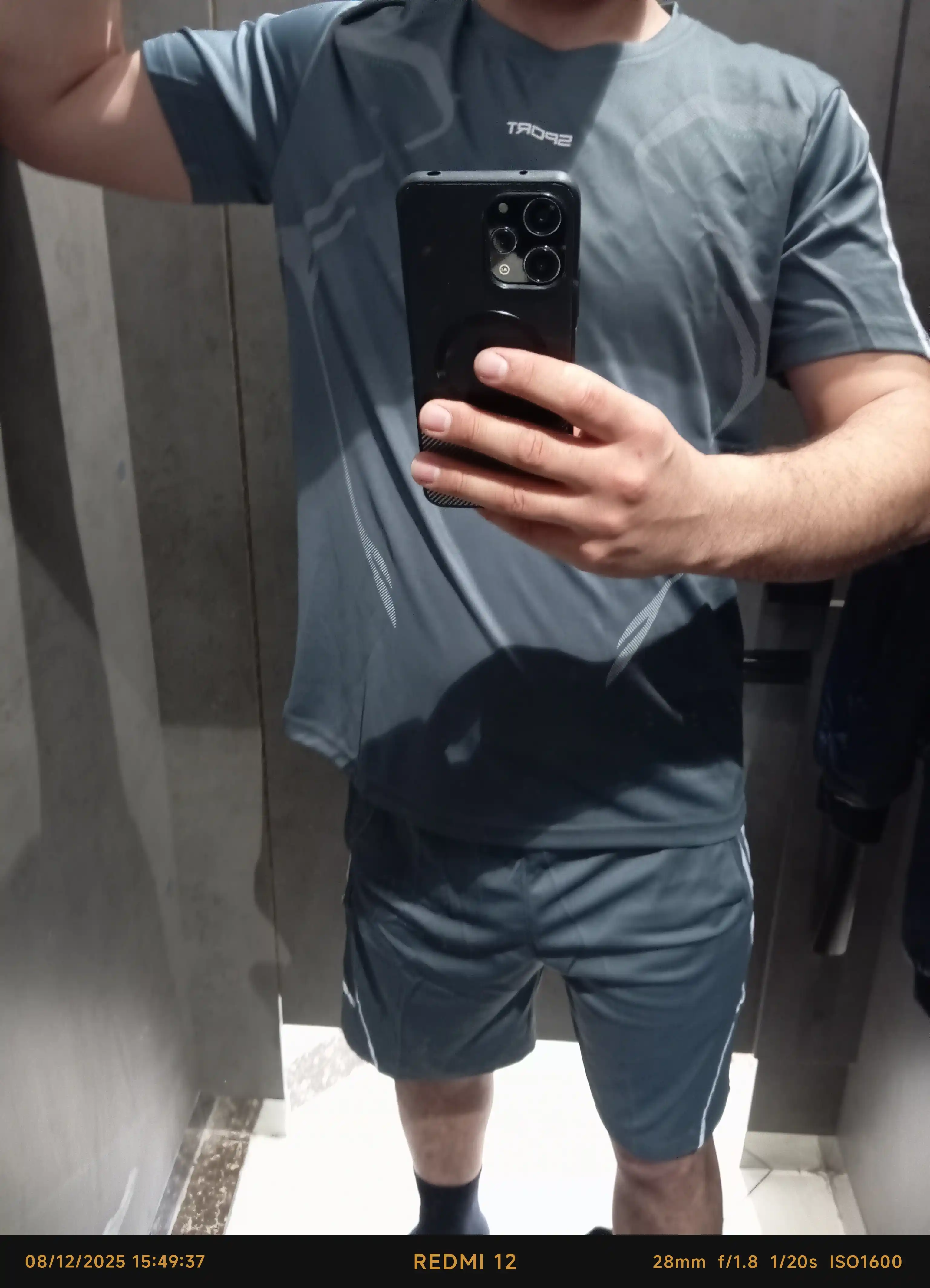 Erkaklar sport kiyimlari, qisqa yengli, fitness forma, uniseks