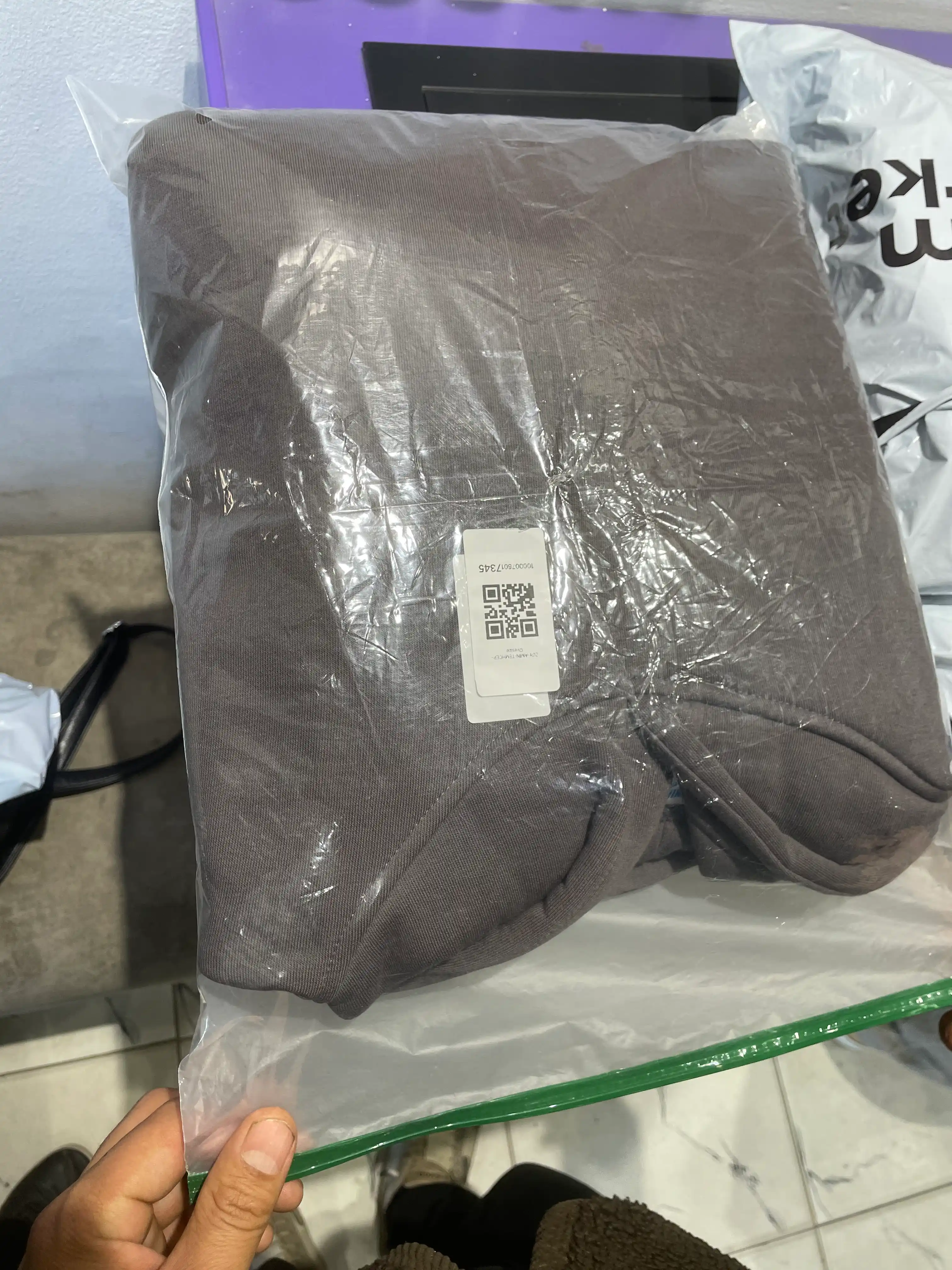 Xudi oversize, uniseks yunli qalpoqli, tostofka, sport kostuyumi