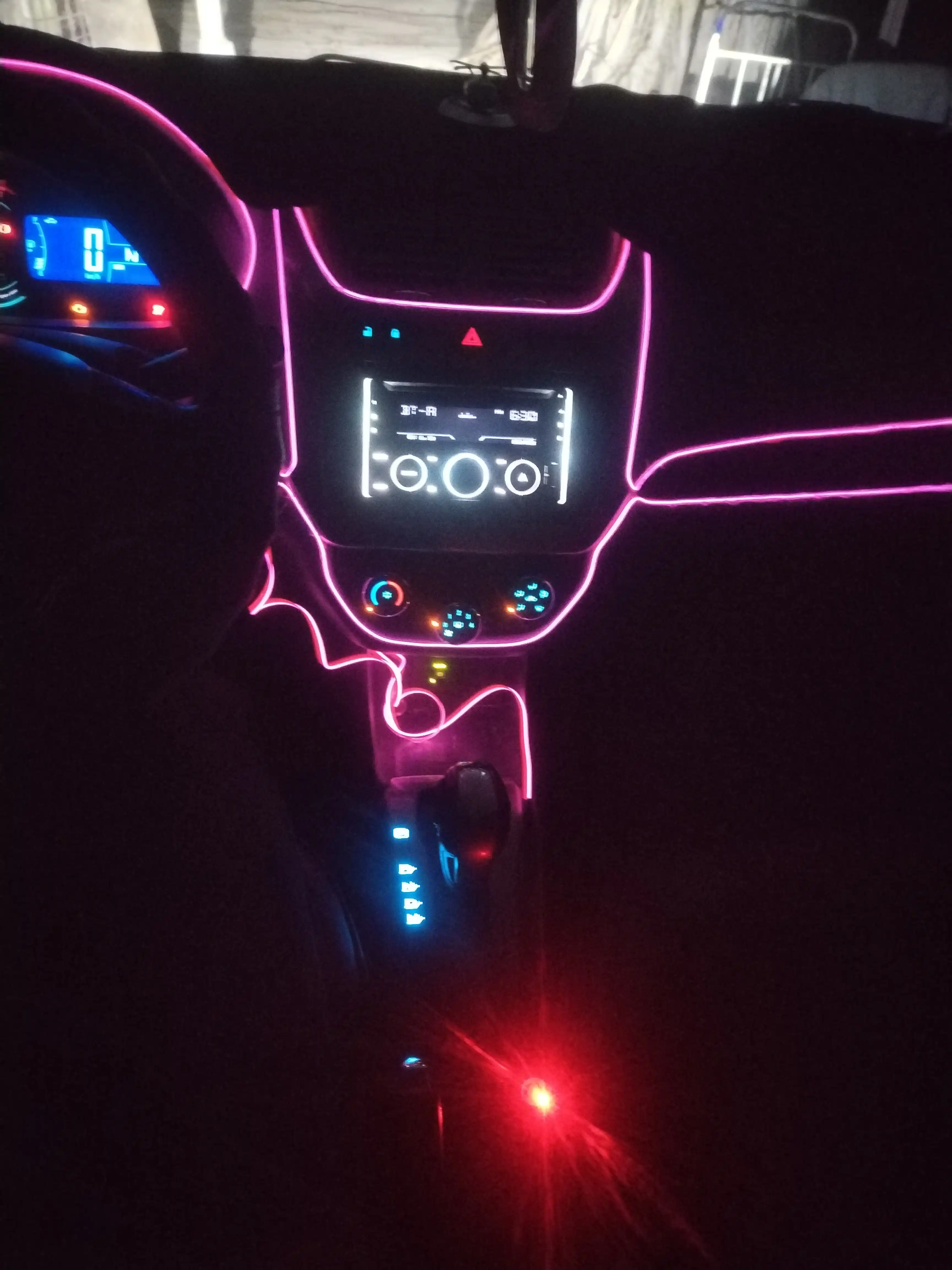 Светодиодная лента для авто, неоновая LED подсветка в машину