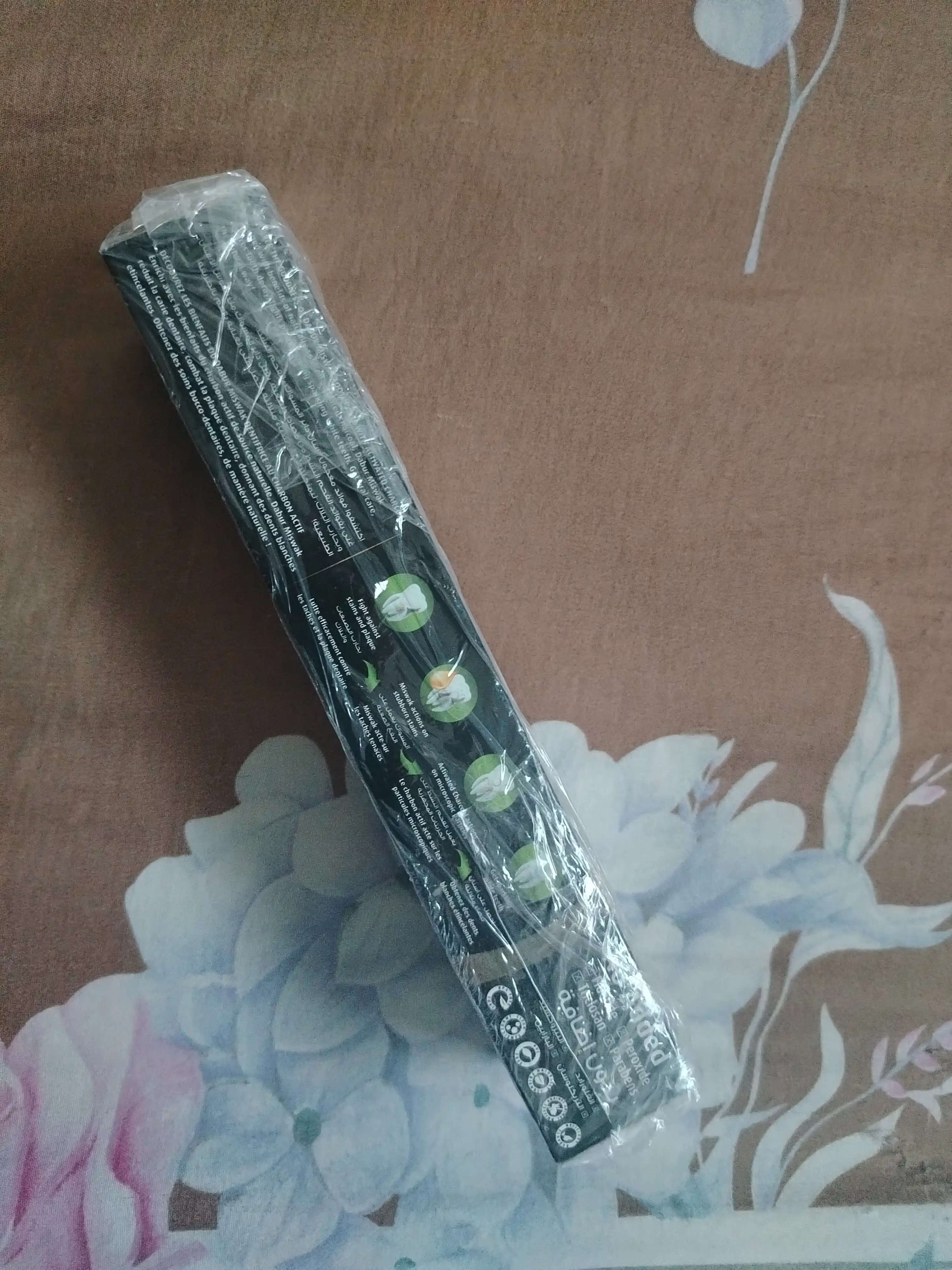Tish pastasi Dabur Misvak va Faollashgan ko'mir, ftoridsiz, tabiiy, halol, 170 gr