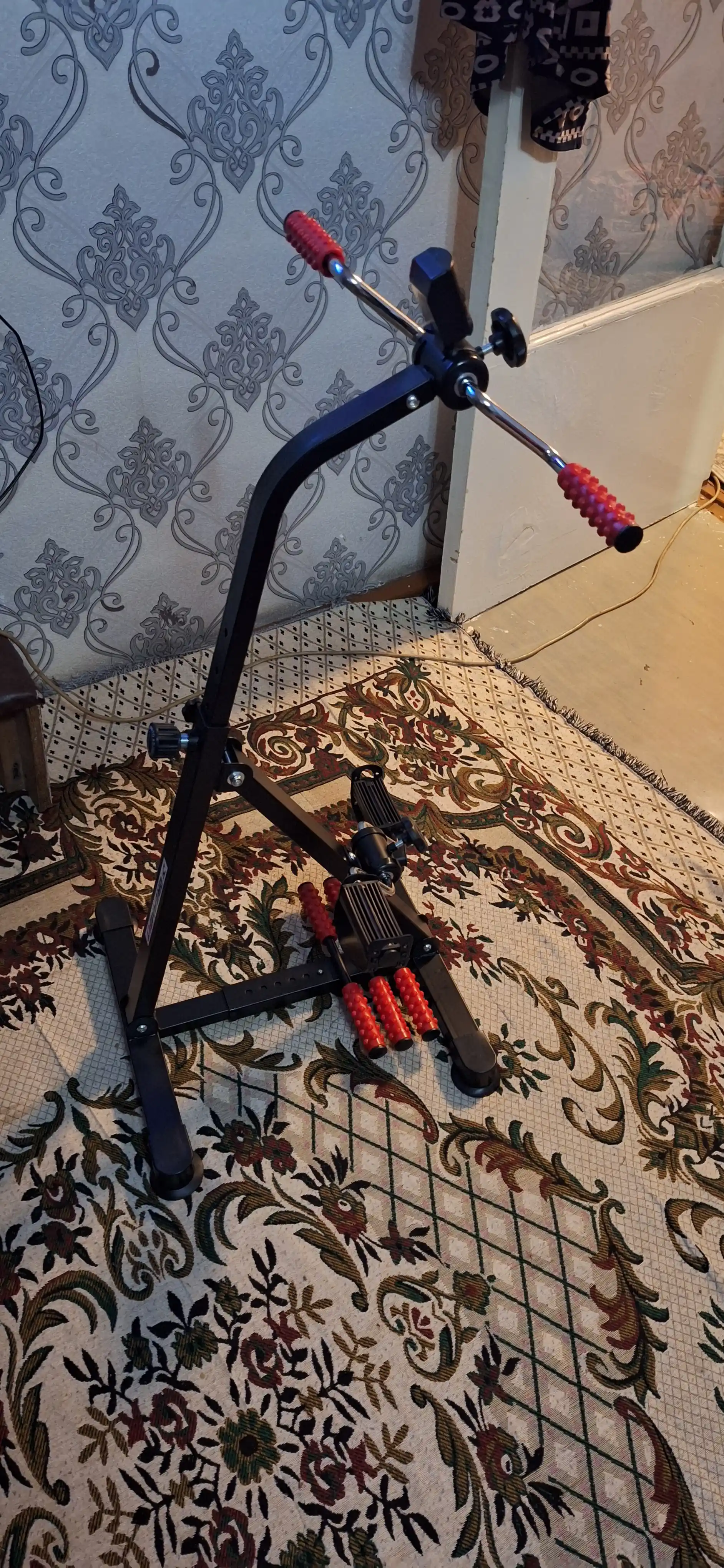 Oyoq va qo'llar uchun mashq velosipedi, massajchi mini velo