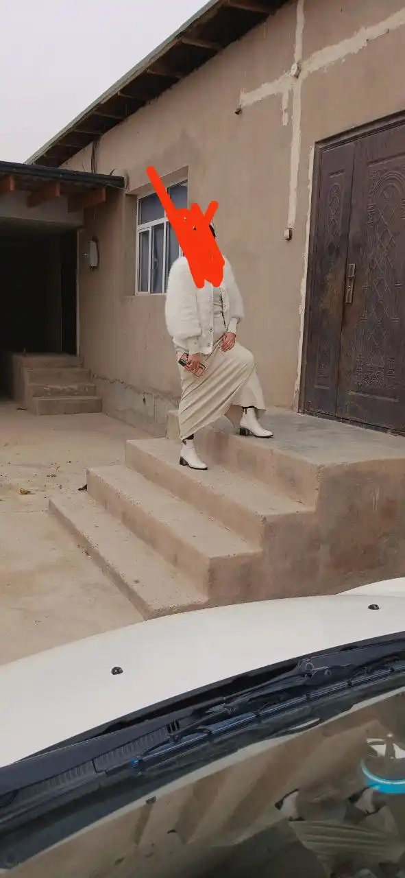 Ayollar uchun mo‘ynali astarli etiklar Bellisima 8356-H9-5