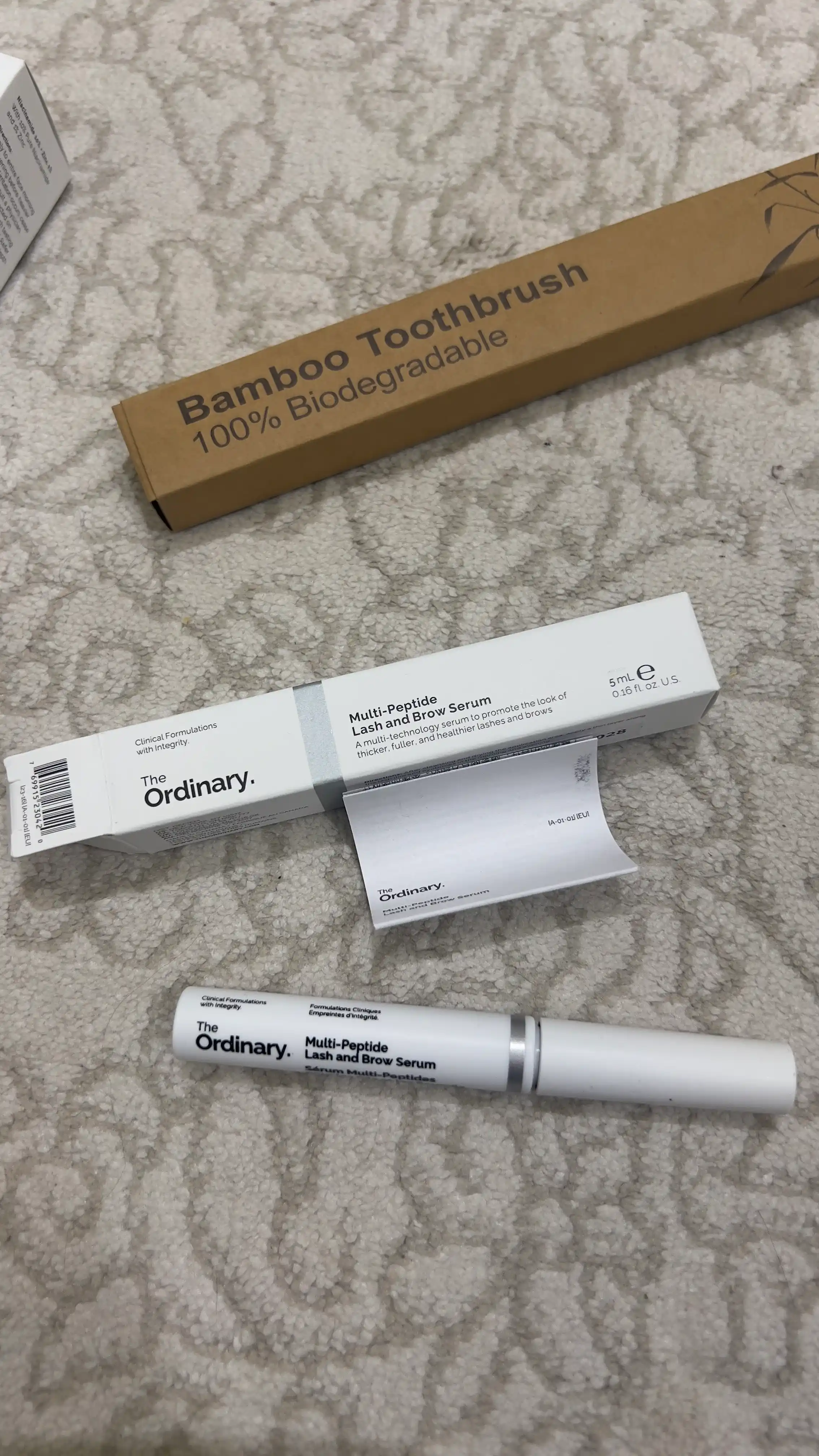 Сыворотка для роста ресниц и бровей The Ordinary Multi-Peptide Lash Brow Serum