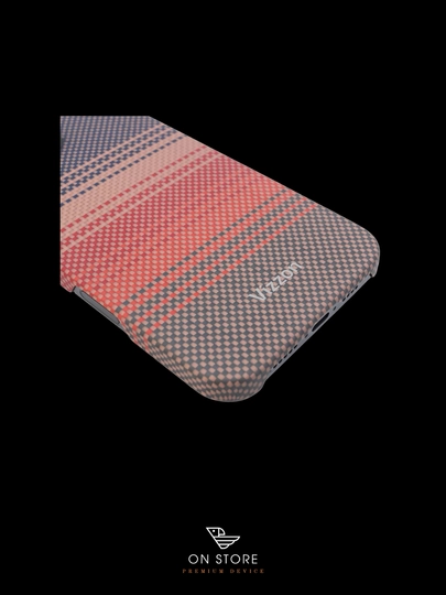 Карбоновый чехол для iPhone 15 pro , VIZZON