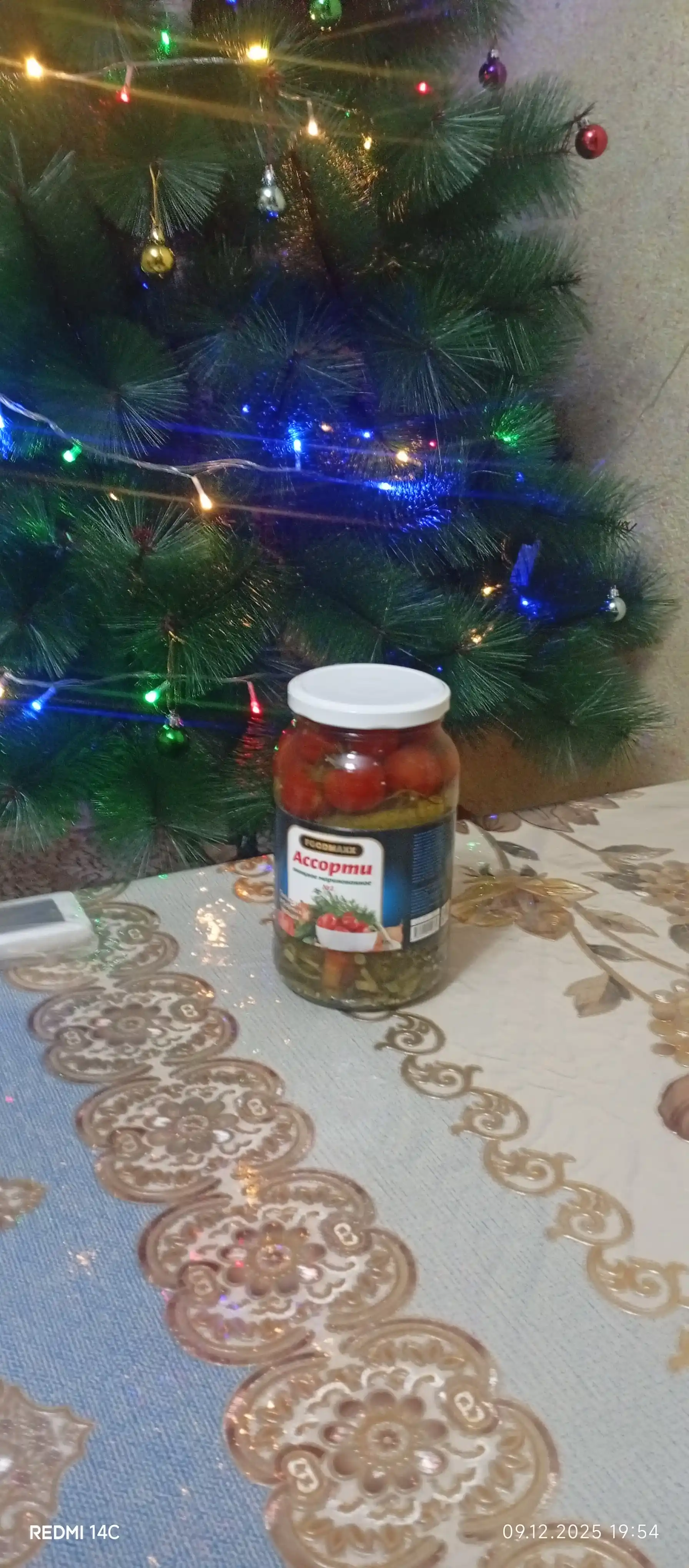 Marinadlangan assorti №2 (bodring, pomidor), shisha idishlarda 1 litrdan