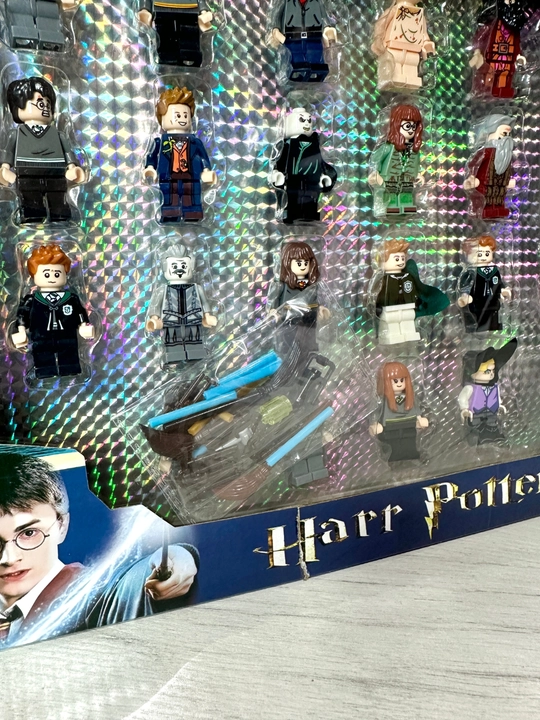“Harry Potter / Garri Potter” figuralar to‘plami — 37 × 27 sm