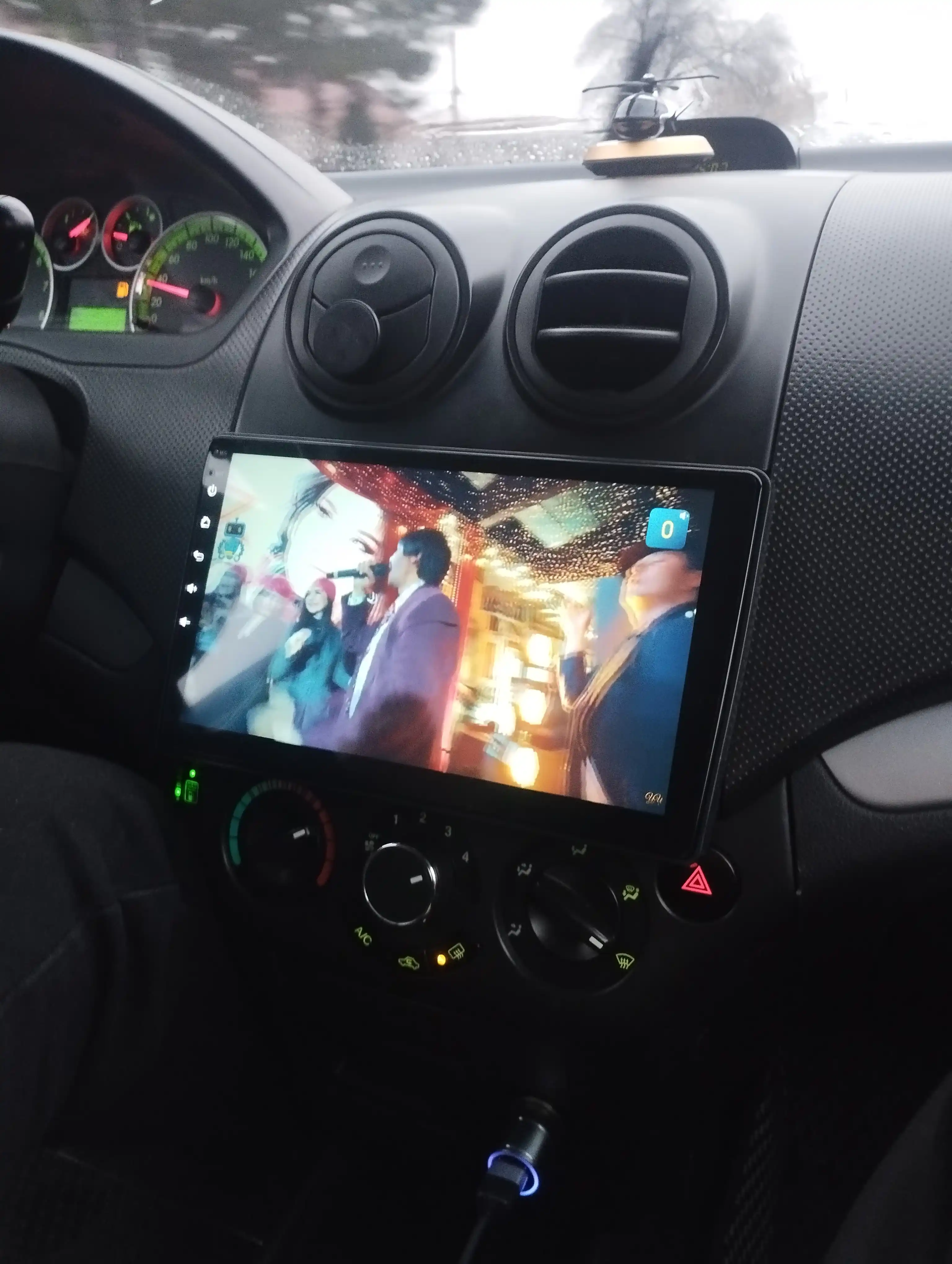 Авто монитор Smart car, 4 / 64 ГБ, c рамкой, голосовое управление