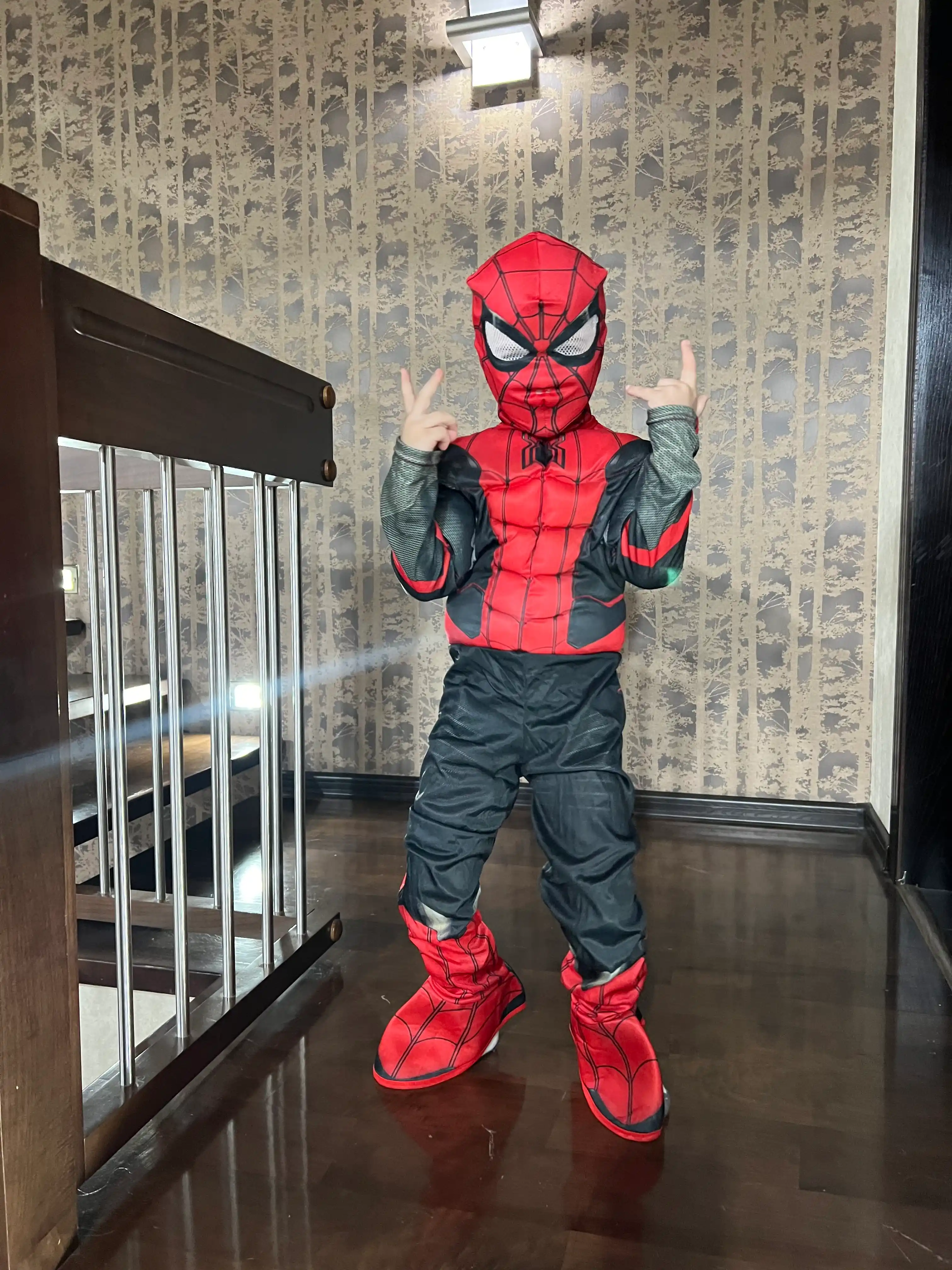 Spiderman o'rgimchak odam: yumshoq real mushaklari bo'lgan kombinezon + niqob