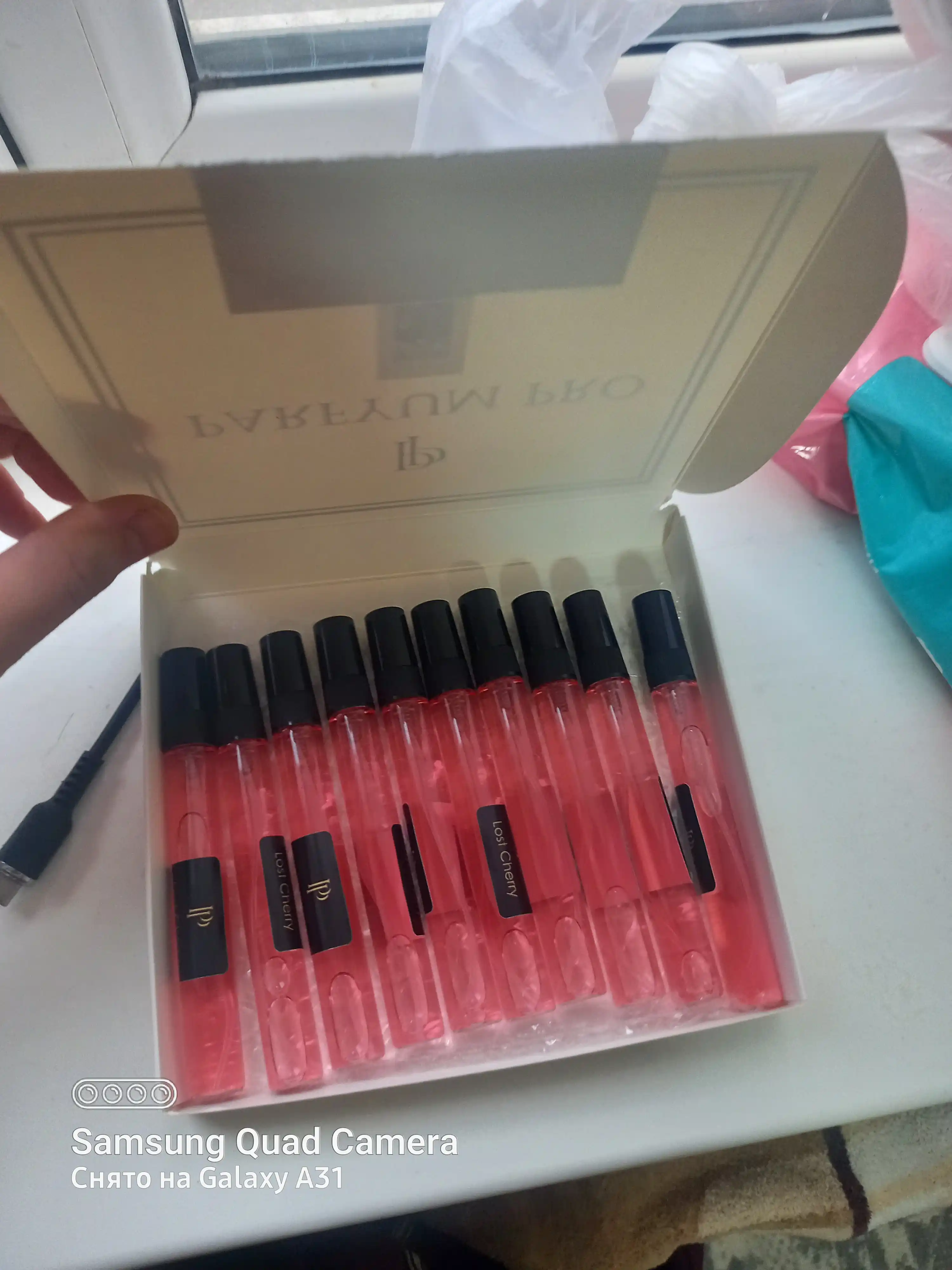Ayollar uchun atir, parfyumlangan suvi Tom Ford Lost cherry, Tom ford, Lost cherry duxi