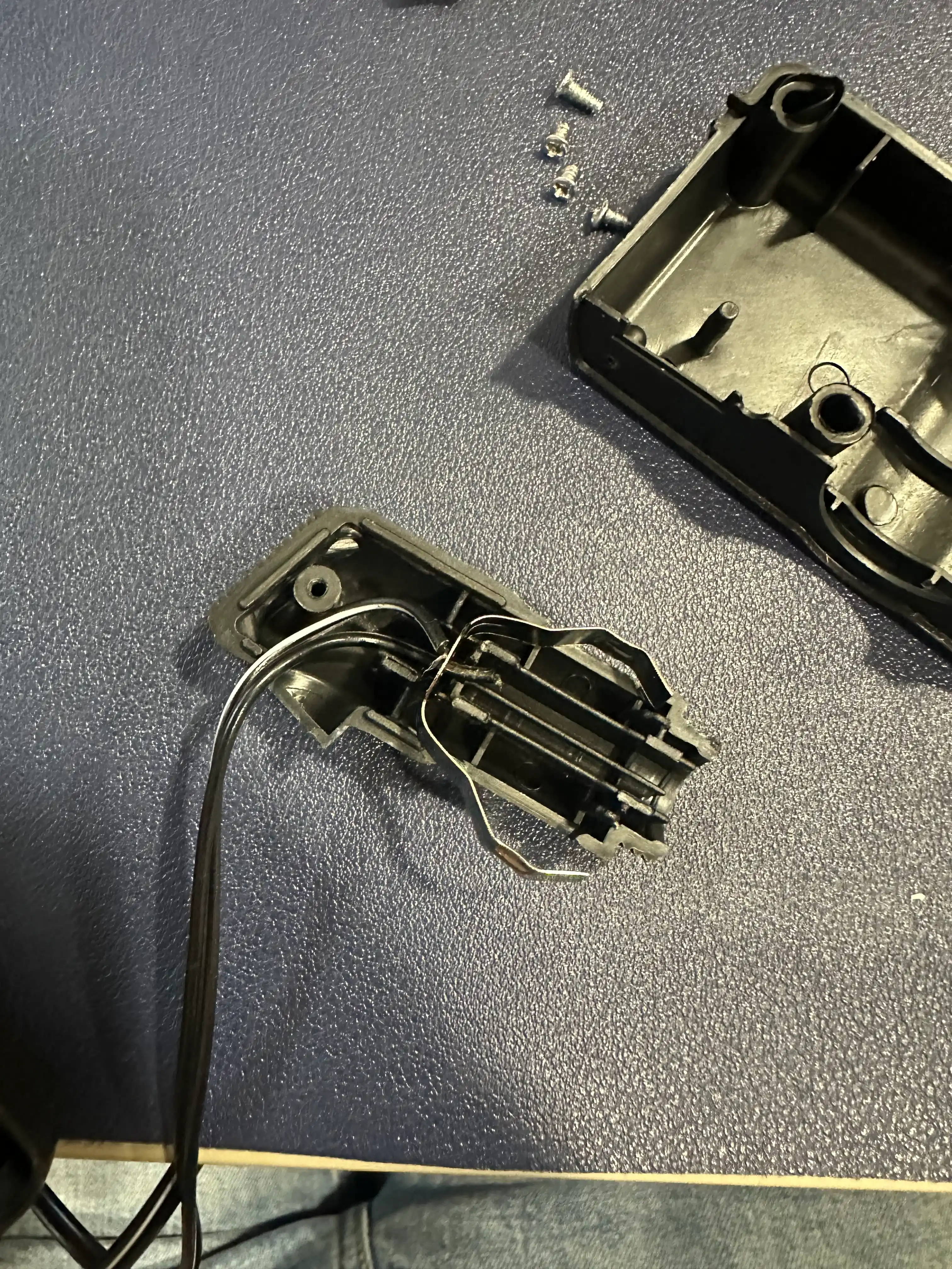 Тройник разветвитель прикуривателя c 3 гнездами и с USB, автозарядка