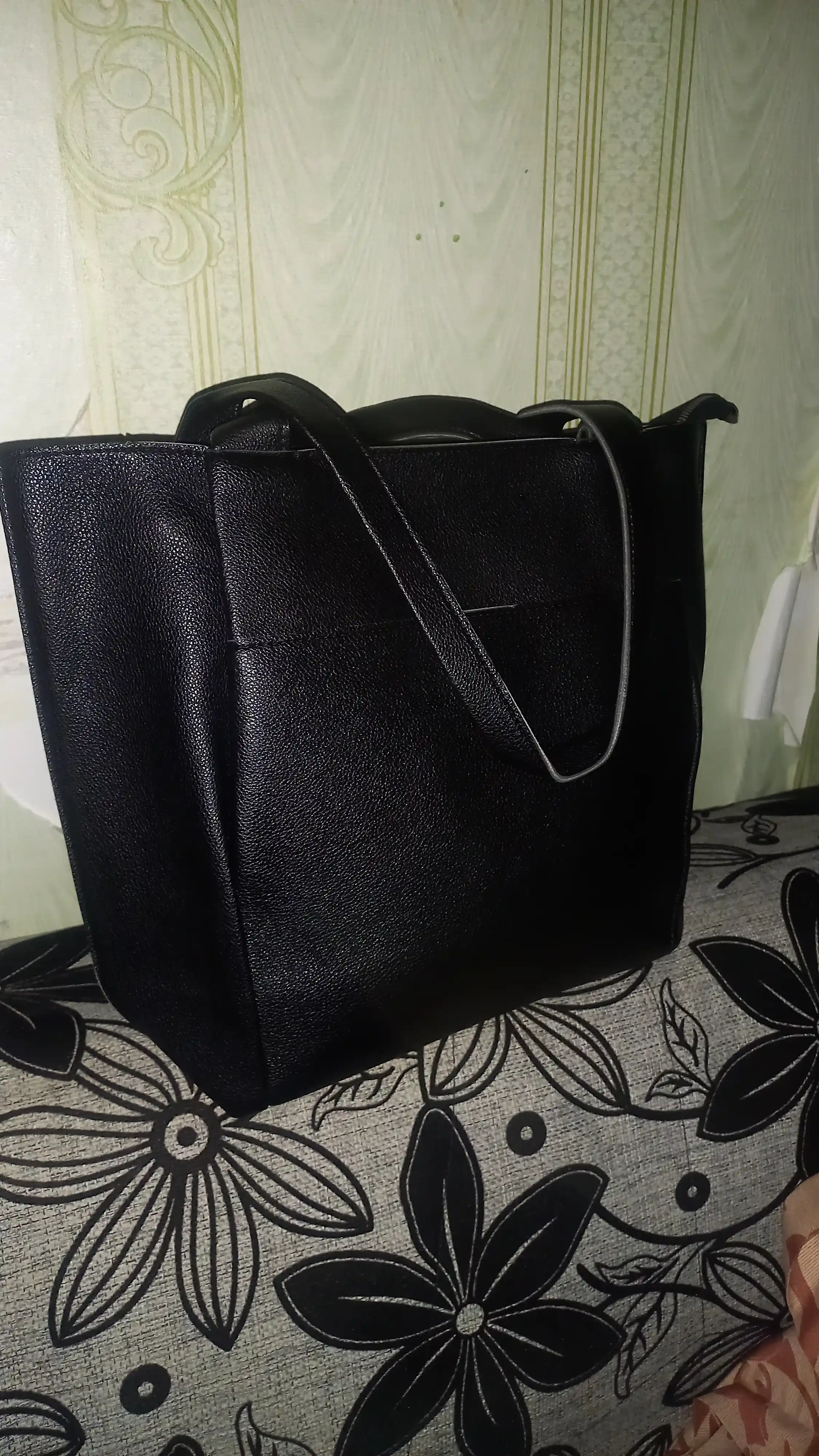 Ayollar sumkasi, sun’iy charm, shopper