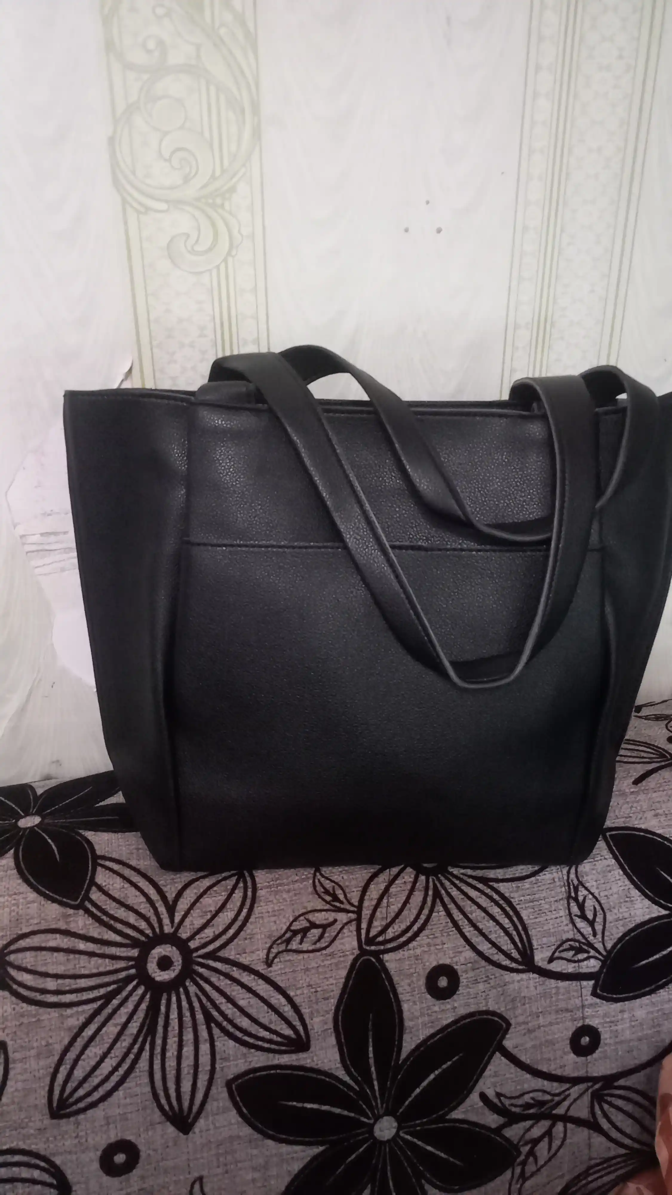Ayollar sumkasi, sun’iy charm, shopper