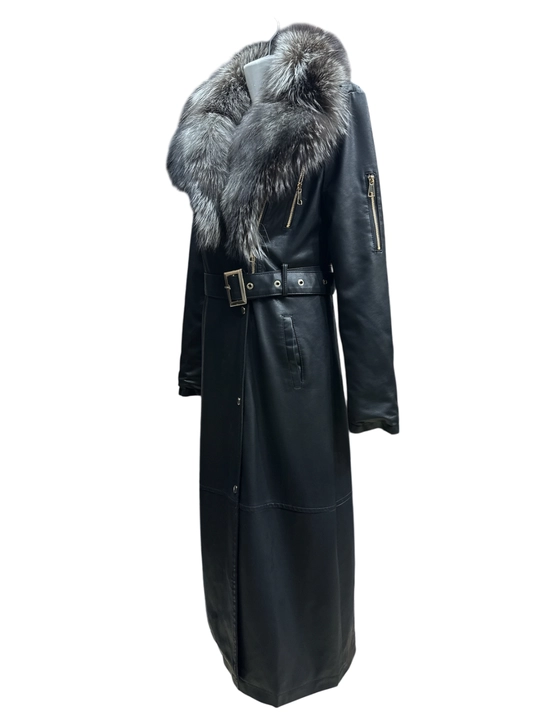 Ayollar charm paltosi tabiiy chernoburka mo‘ynasi bilan, uzunligi 120 sm, belbog‘li trench