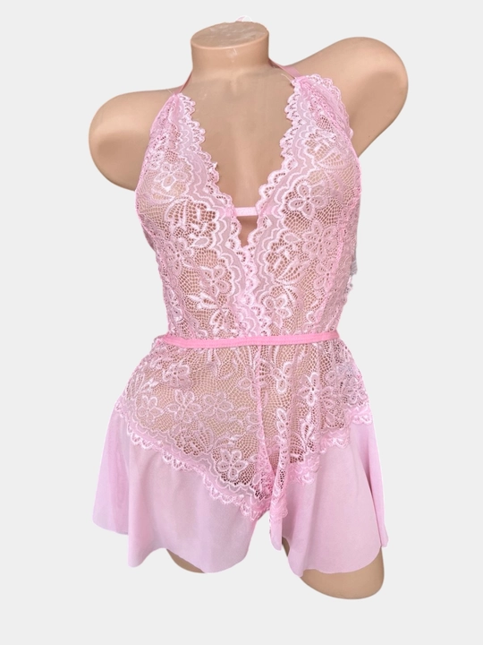 Ayollar to‘rli bodi, orqasi ochiq ichki kiyim, yopiq ichki yubka, pijama