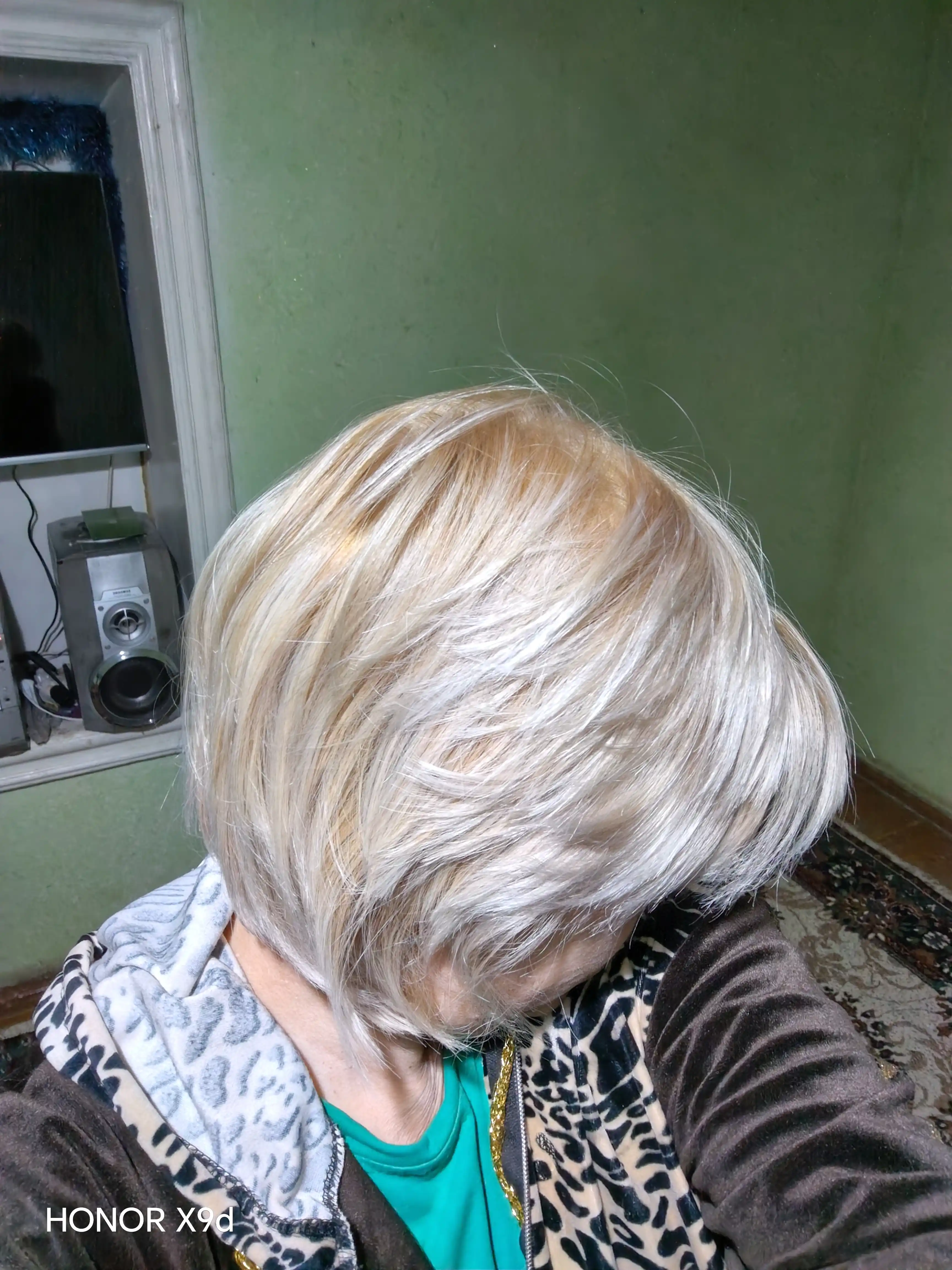 Стойкая крем-гель краска для волос Estel Color Signature