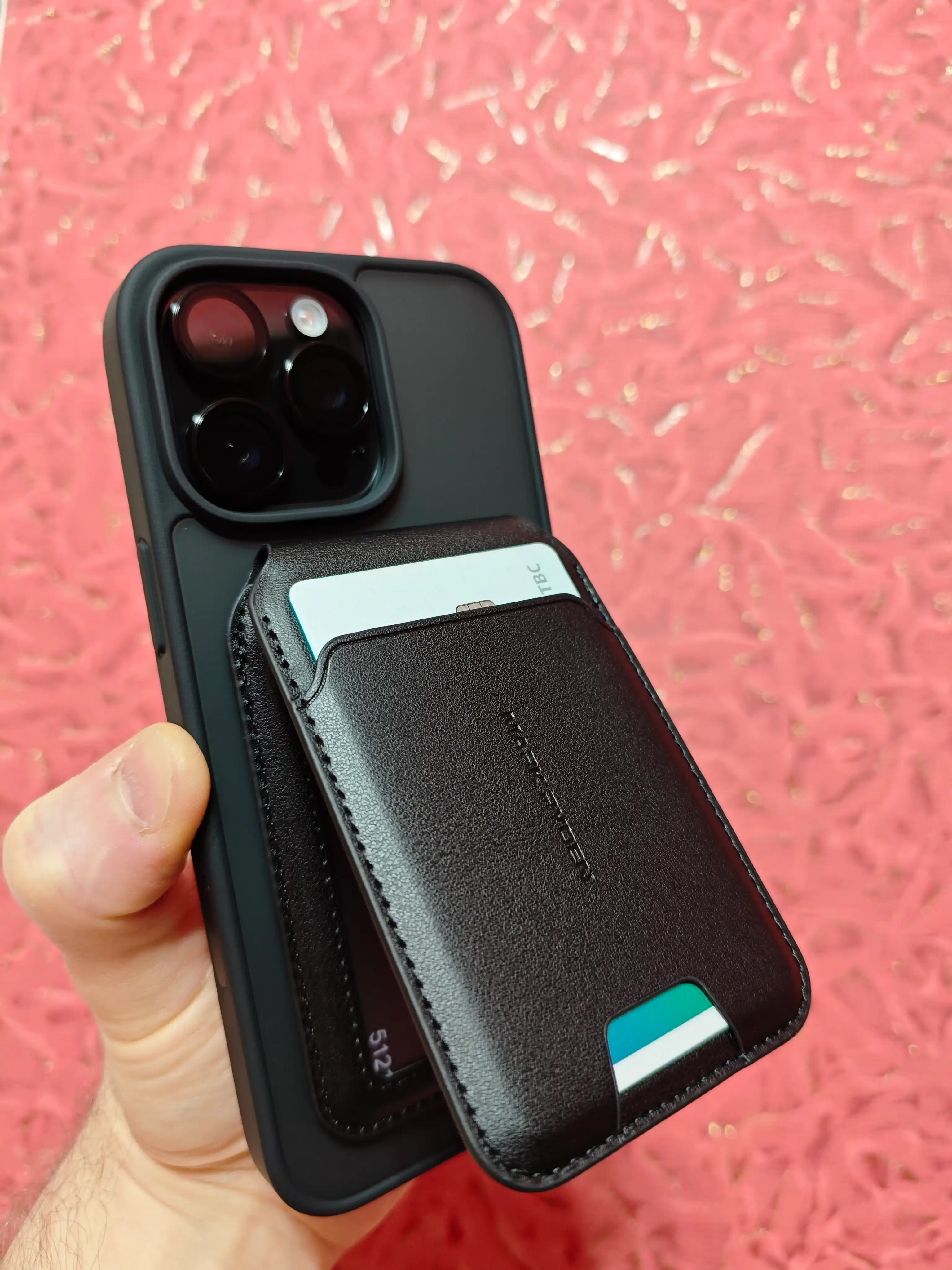 Кардхолдер Mark Ryden MR21 MagSafe для iPhone с RFID защитой